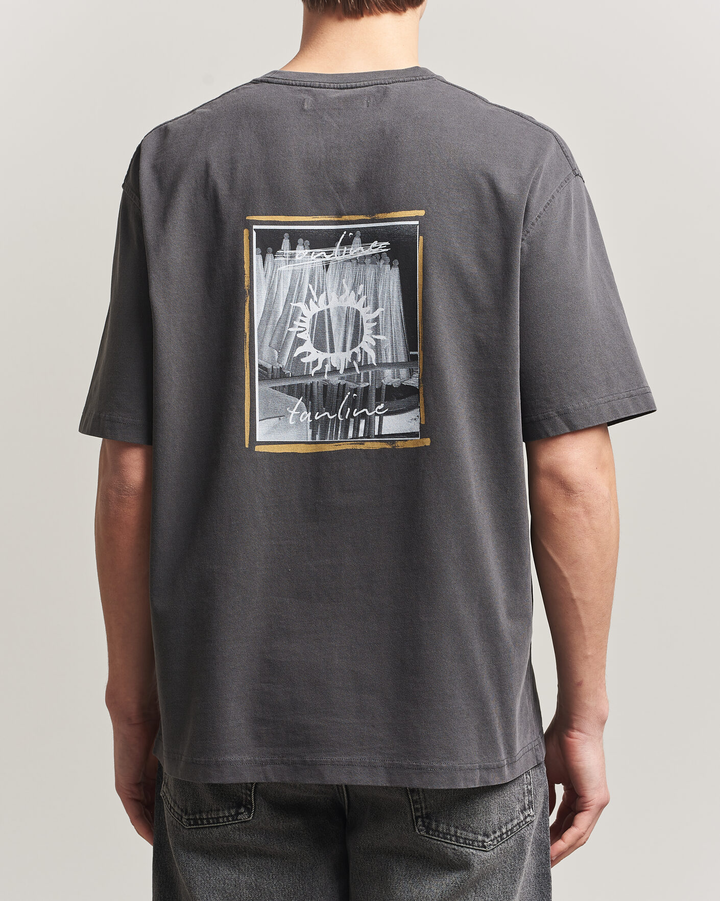 Herre | T-Shirts | Samsøe Samsøe | Gergei Printed Crew Neck T-Shirt Washed Black