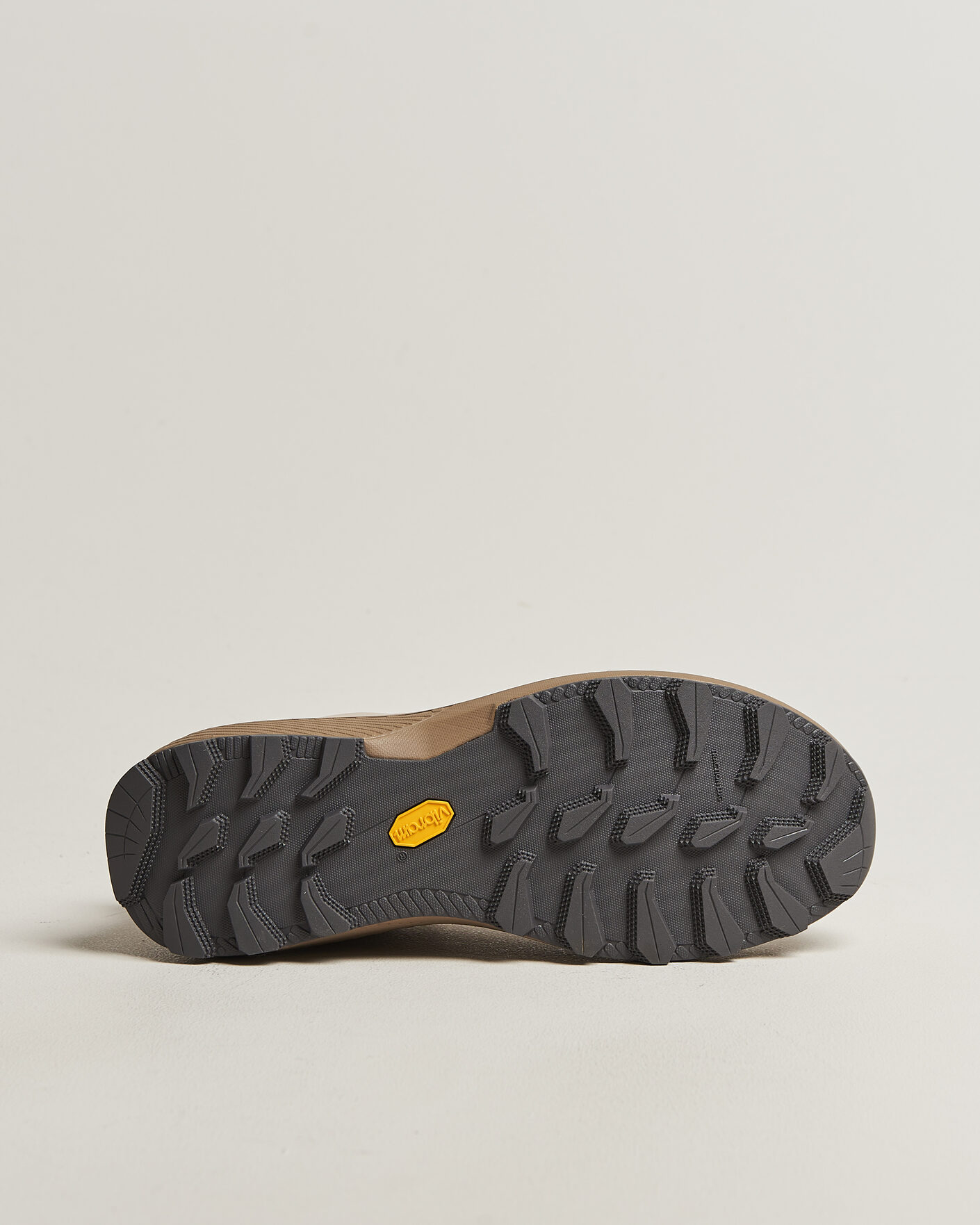 Herre | Vandresko | Haglöfs | L.I.M Horizon Hike GORE-TEX Sneaker Beige