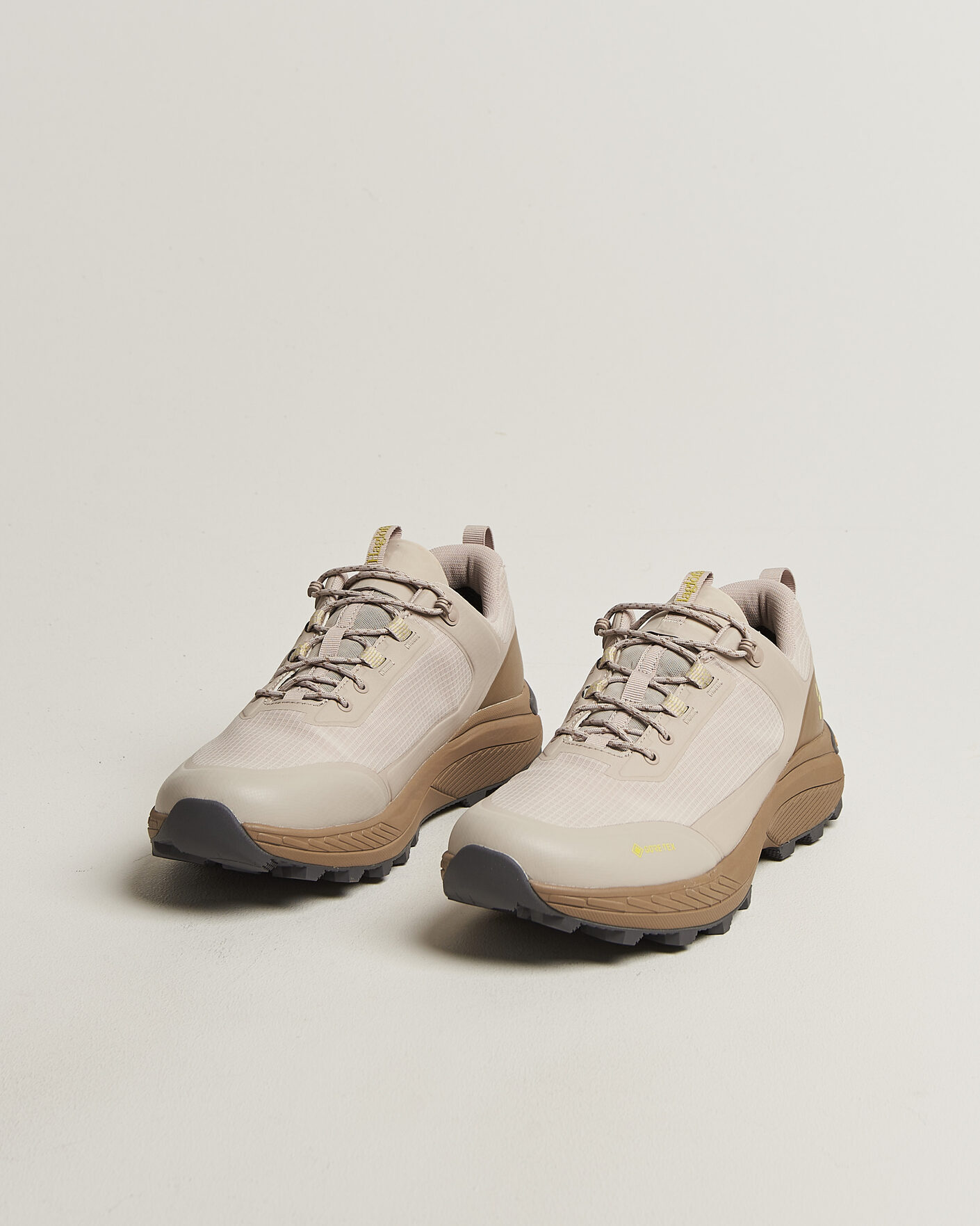 Herre | Vandresko | Haglöfs | L.I.M Horizon Hike GORE-TEX Sneaker Beige