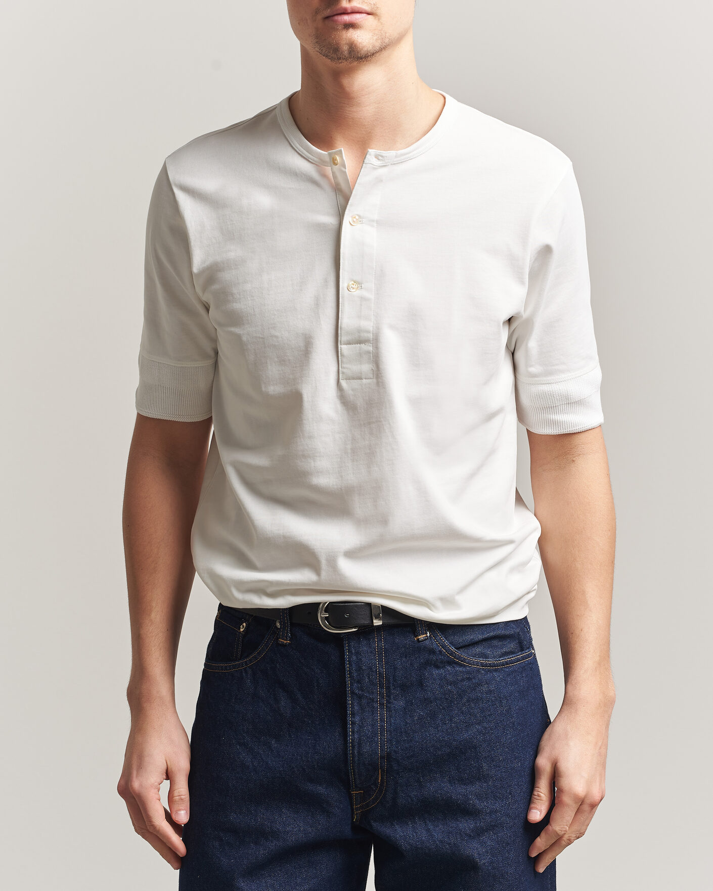 Herre | T-Shirts | Merz b. Schwanen | Classic Organic Cotton Short Sleeve Henley White