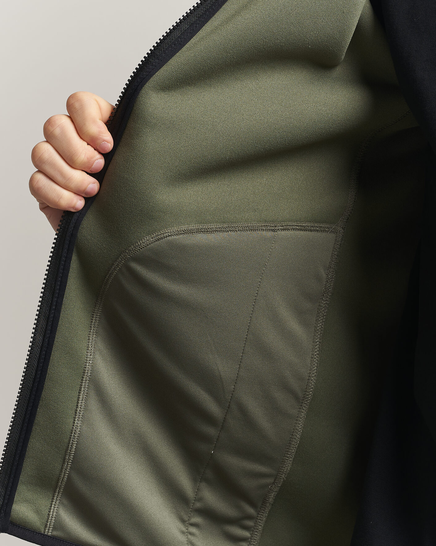 Herre | Trøjer | Peak Performance | Nature Rush Pile Full Zip Pine Needle