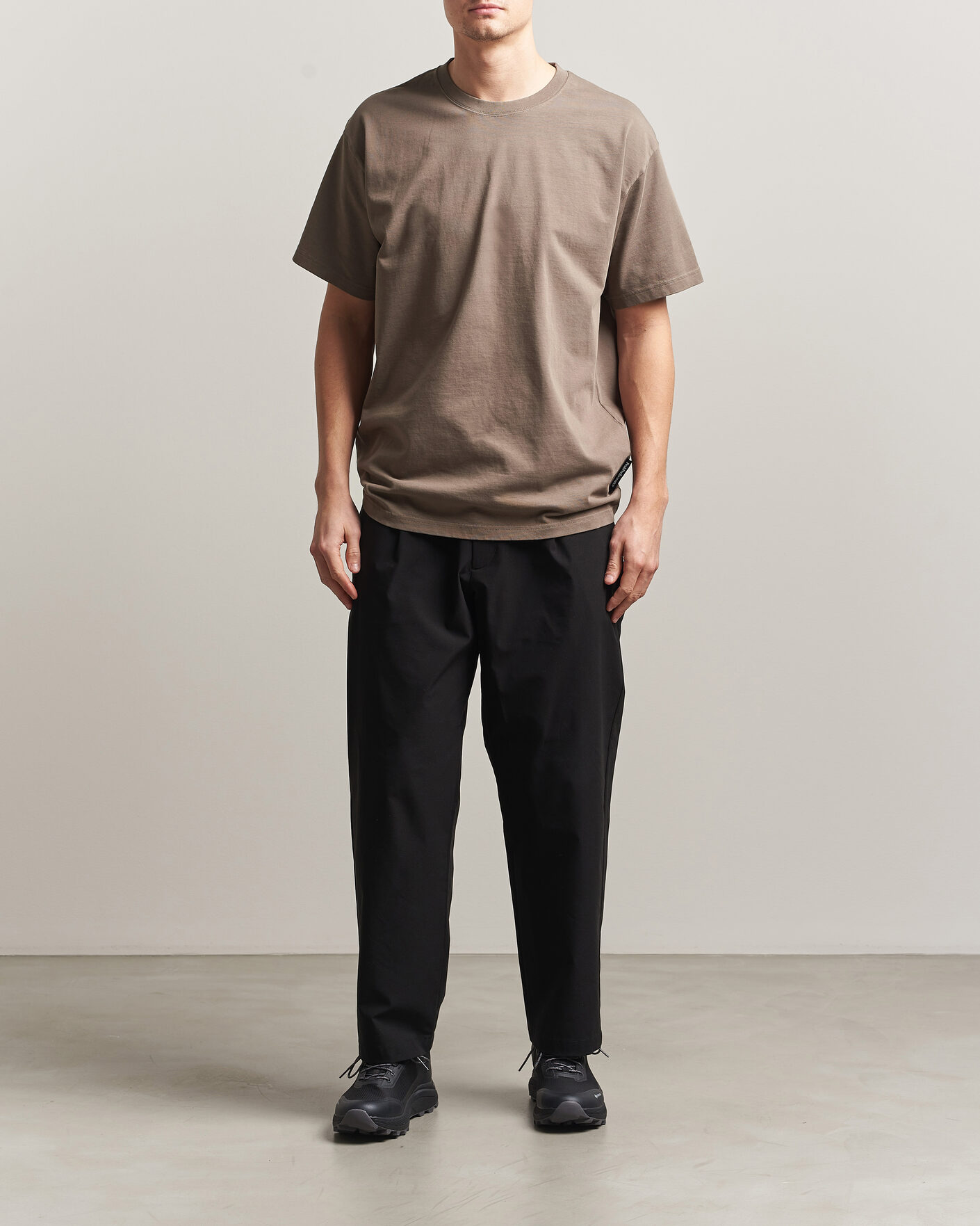 Herre | T-Shirts | Peak Performance | Heavy Cotton T-Shirt Terrian Tan