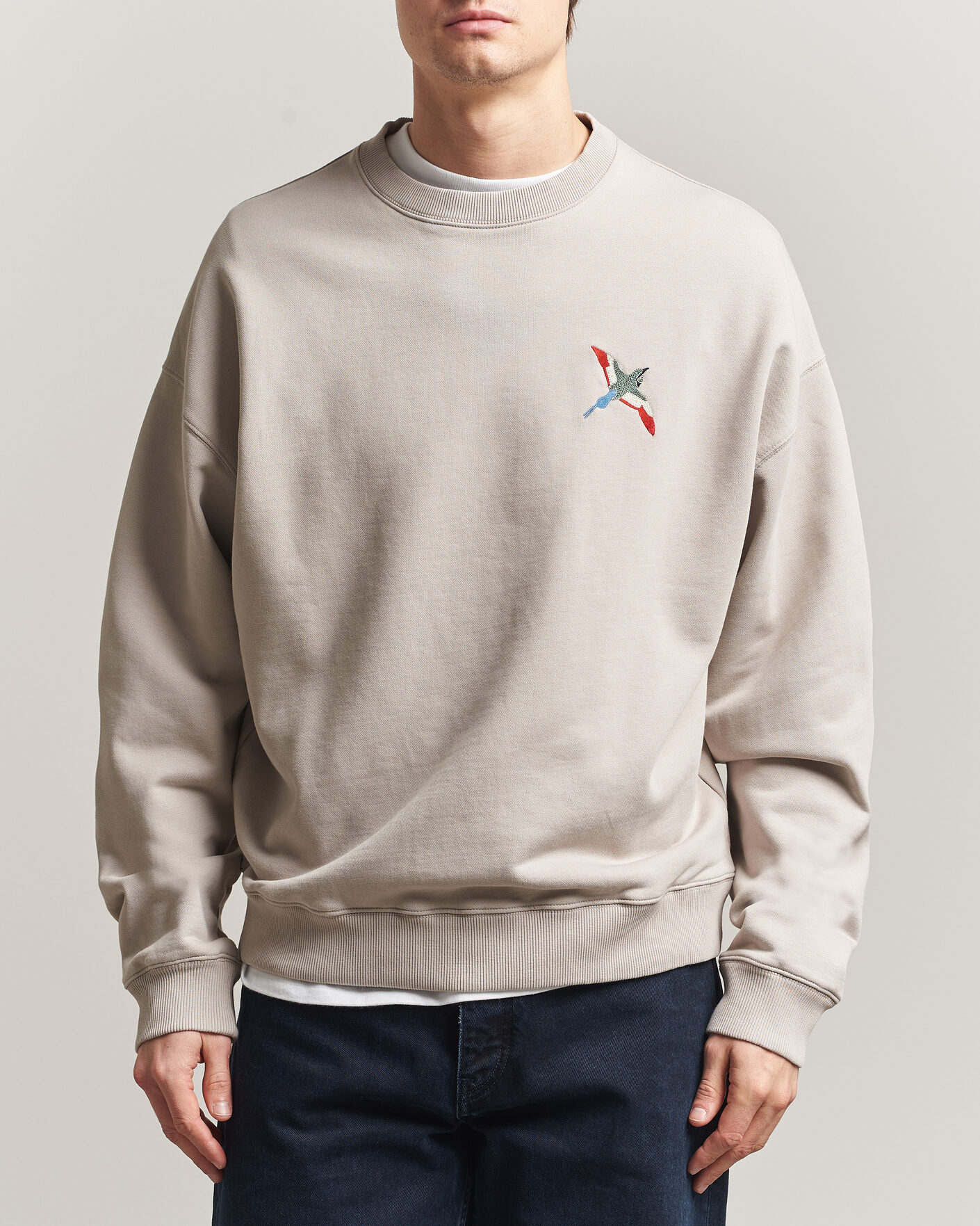 Herre | Trøjer | Axel Arigato | Micro Bee Bird Sweatshirt Stone