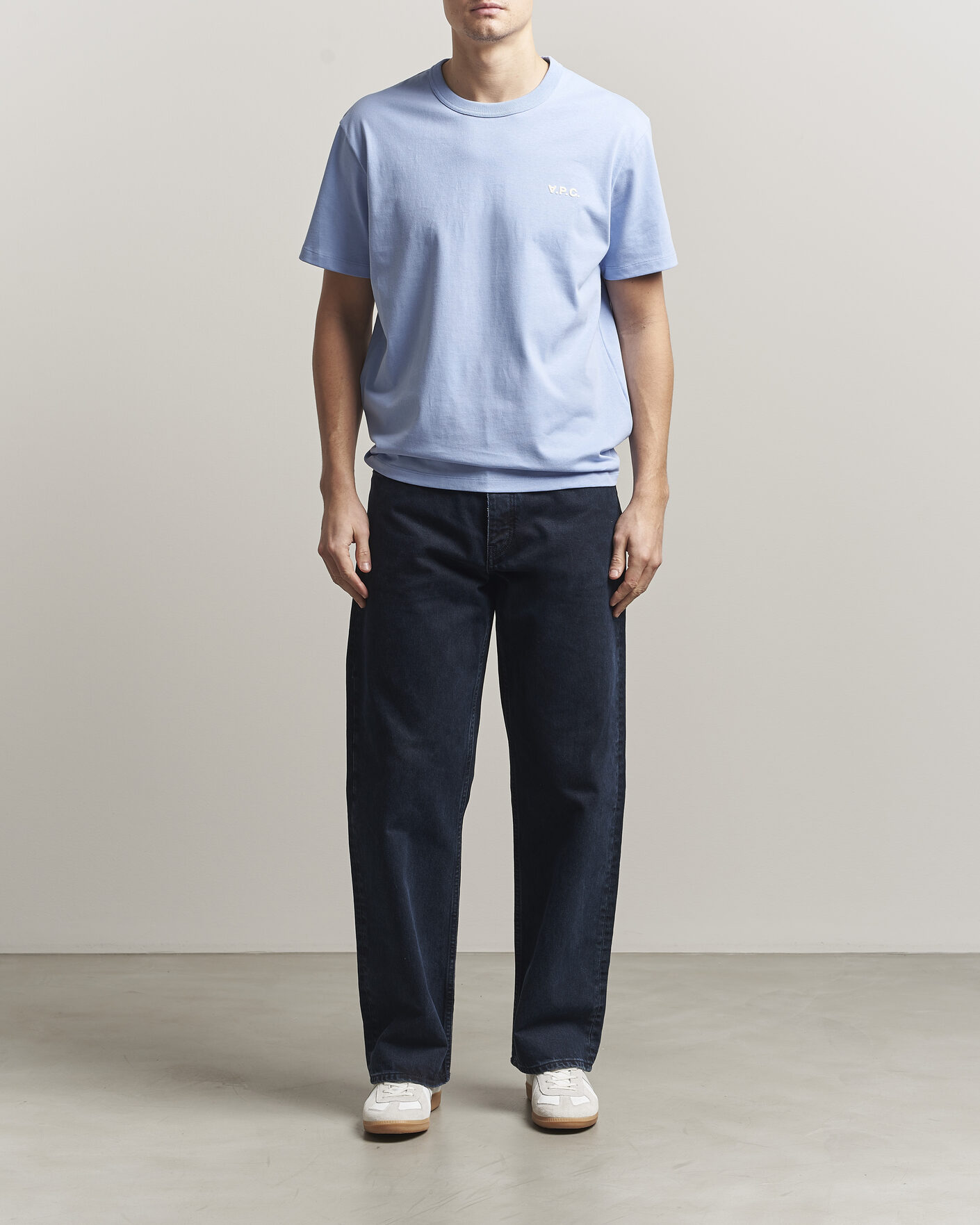 Herre | T-Shirts | A.P.C. | Boxy Fit Petit VPC T-Shirt Light Blue