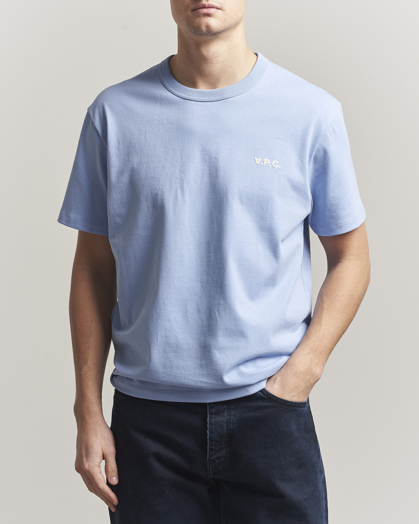 Herre | T-Shirts | A.P.C. | Boxy Fit Petit VPC T-Shirt Light Blue