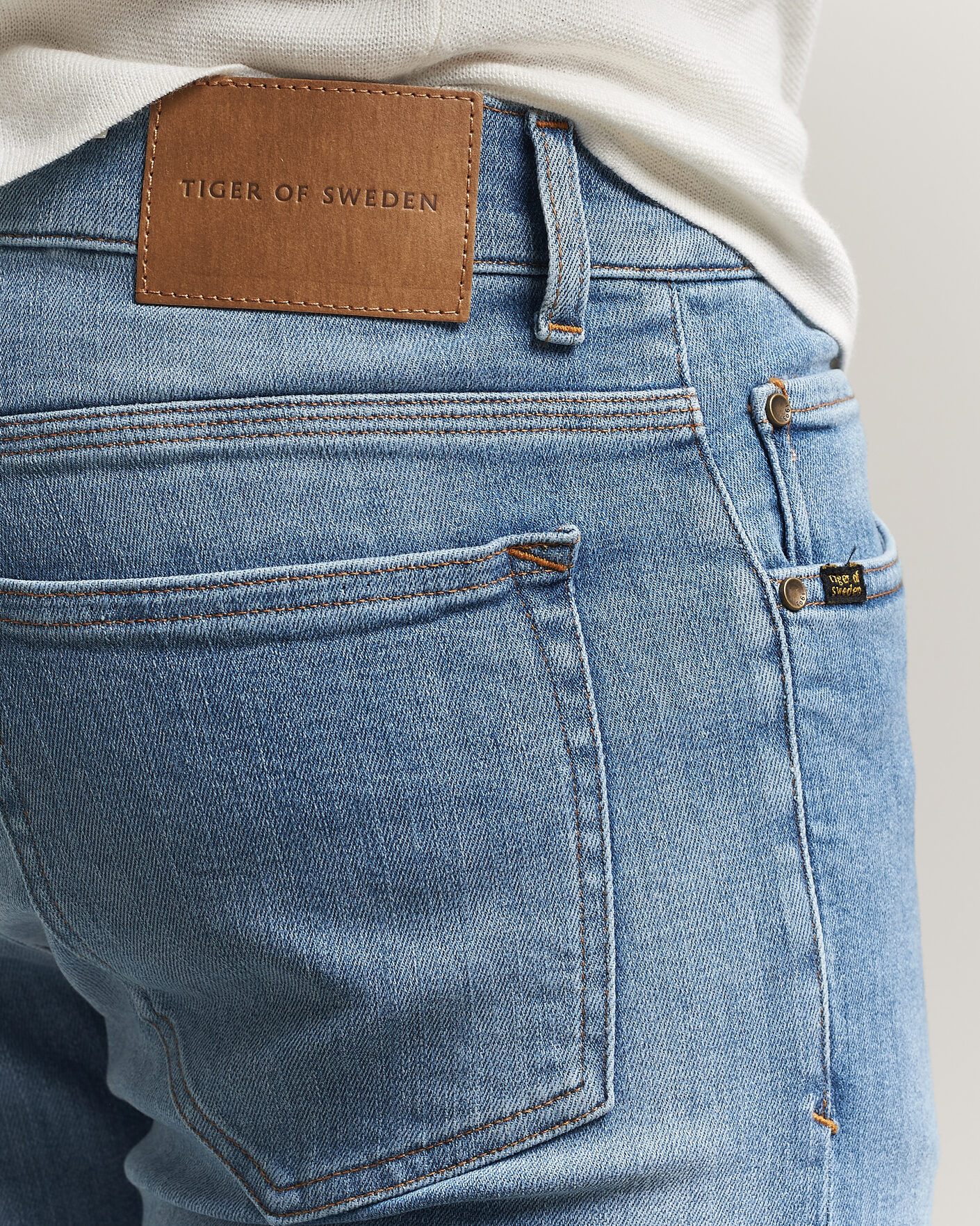 Herre | Bukser | Tiger of Sweden | Evolve Jeans Light Blue