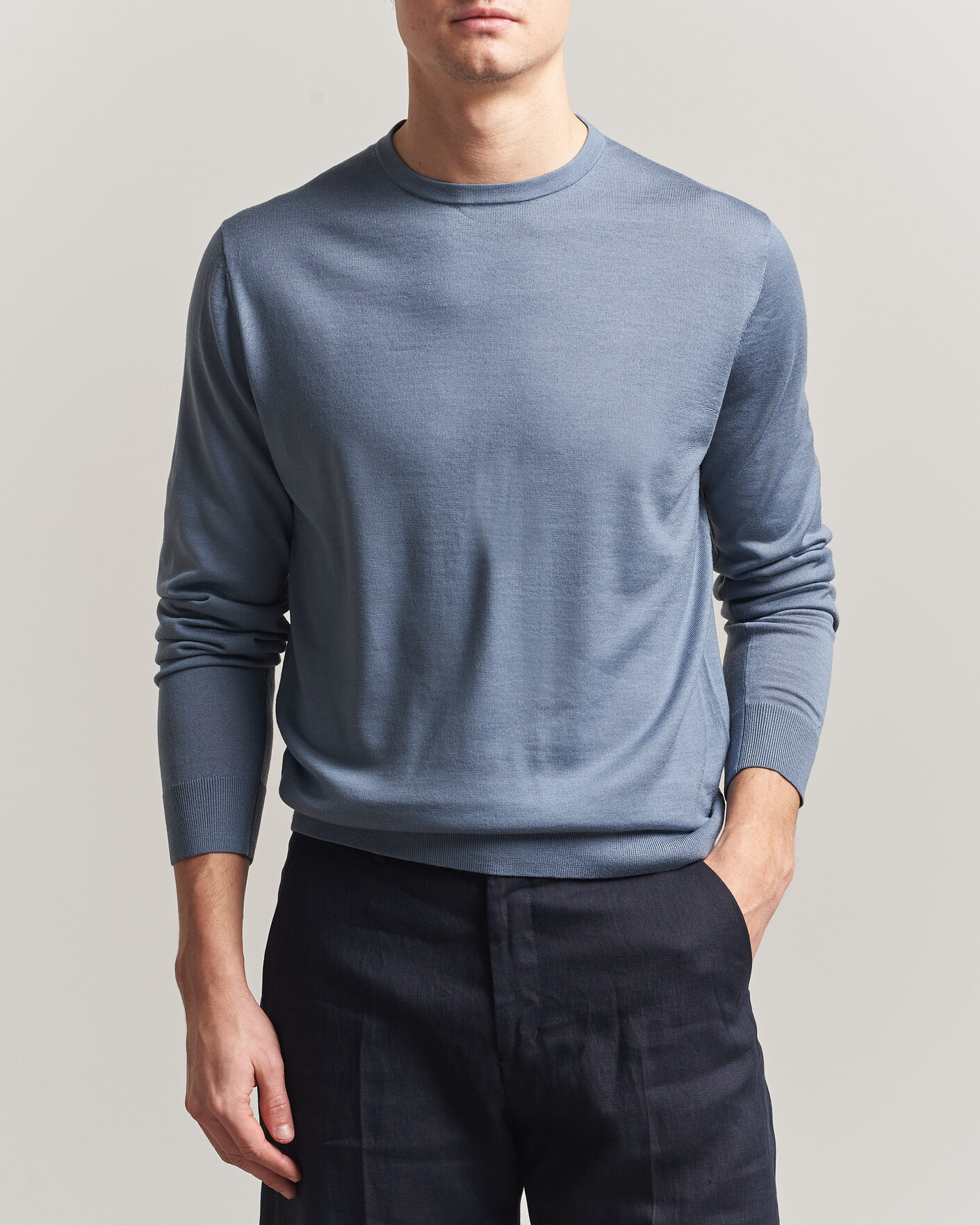 Herre | Trøjer | Tiger of Sweden | Connor Merino Knitted Crew Neck Dull Blue