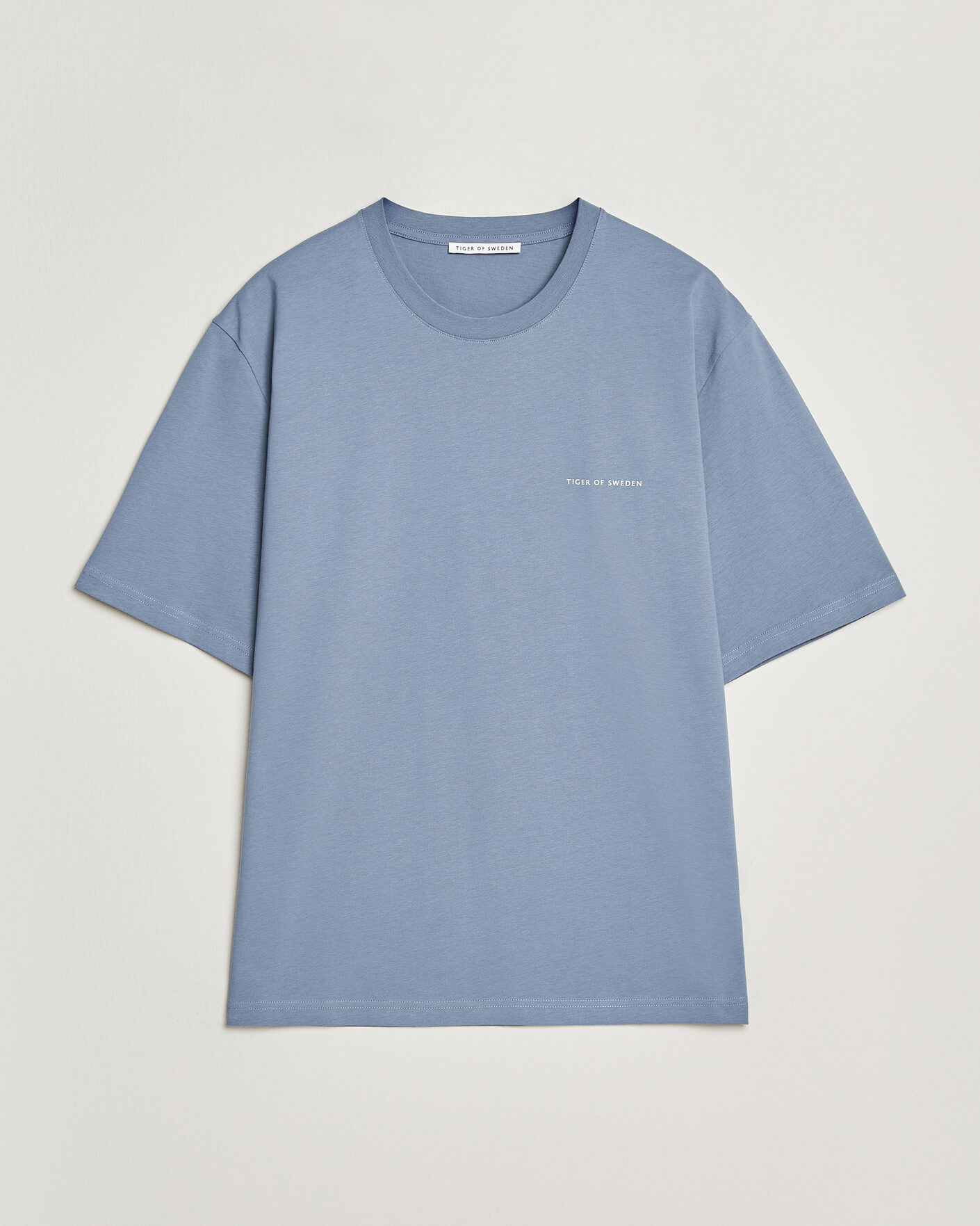 Herre | T-Shirts | Tiger of Sweden | Pro Logo Crew Neck T-Shirt Dull Blue