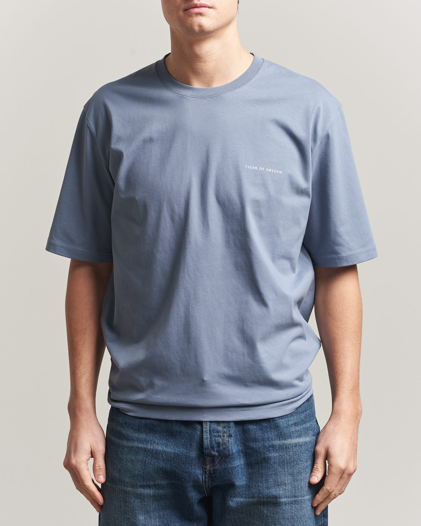 Herre | T-Shirts | Tiger of Sweden | Pro Logo Crew Neck T-Shirt Dull Blue