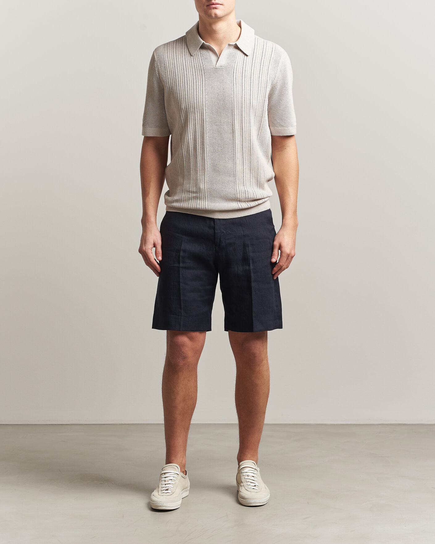 Herre | Shorts | Tiger of Sweden | Troy Pleated Linen Shorts Midnight Blue