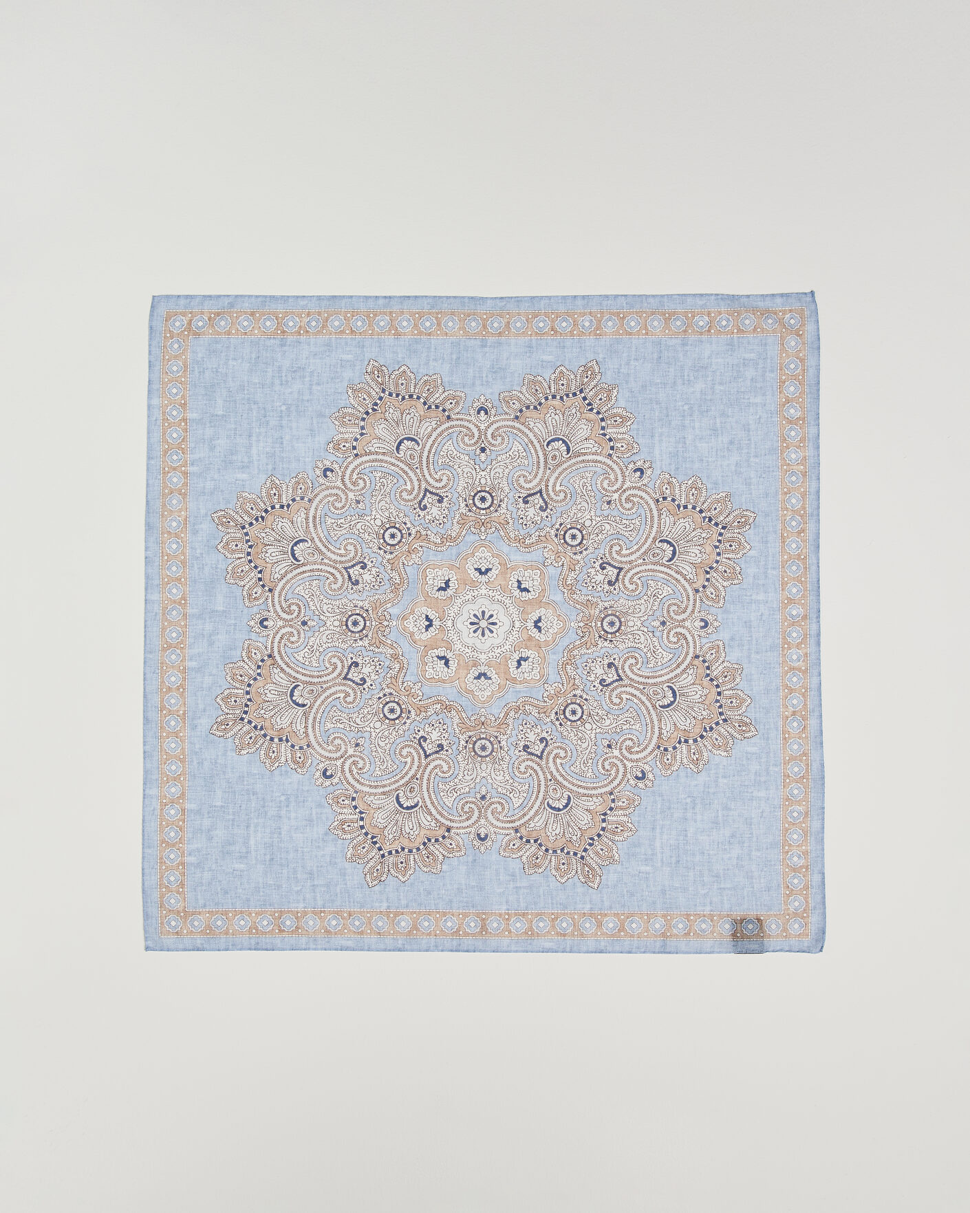 Herre | Tørklæde | Amanda Christensen | Cotton Voilé Large Paisley Bandana Blue