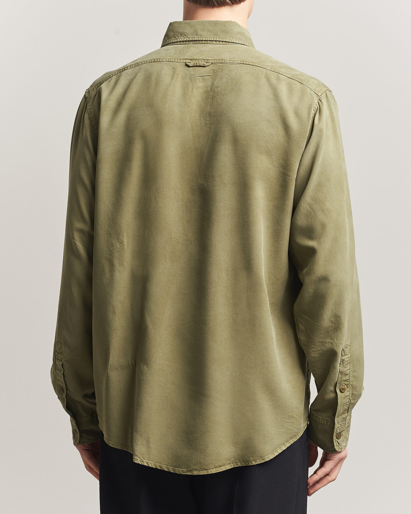 Herre | Skjorter | Filippa K | Zack Lyocell Shirt Laurel Green