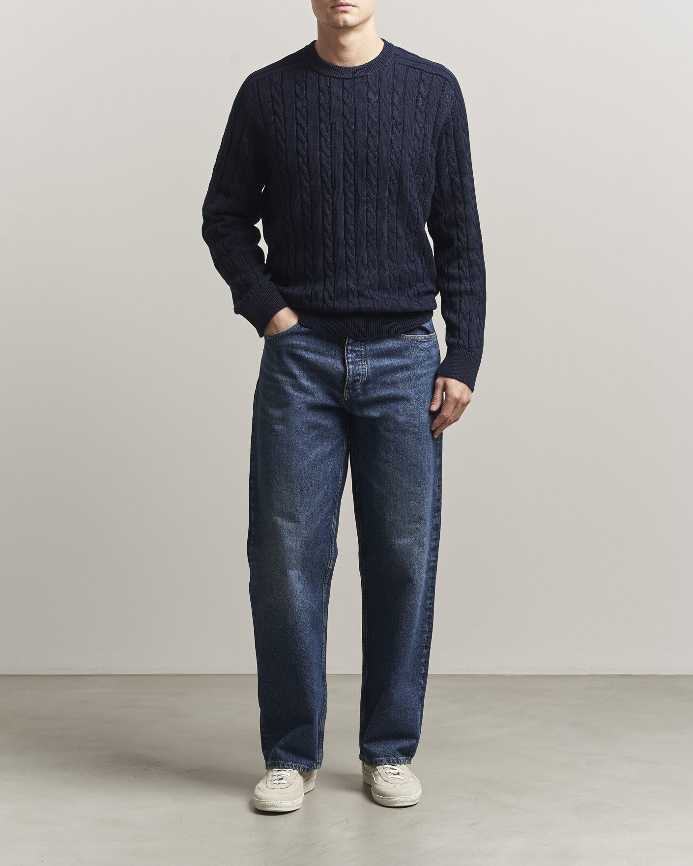 Herre | Trøjer | Filippa K | Cotton Cable Crew Neck Sweater Navy