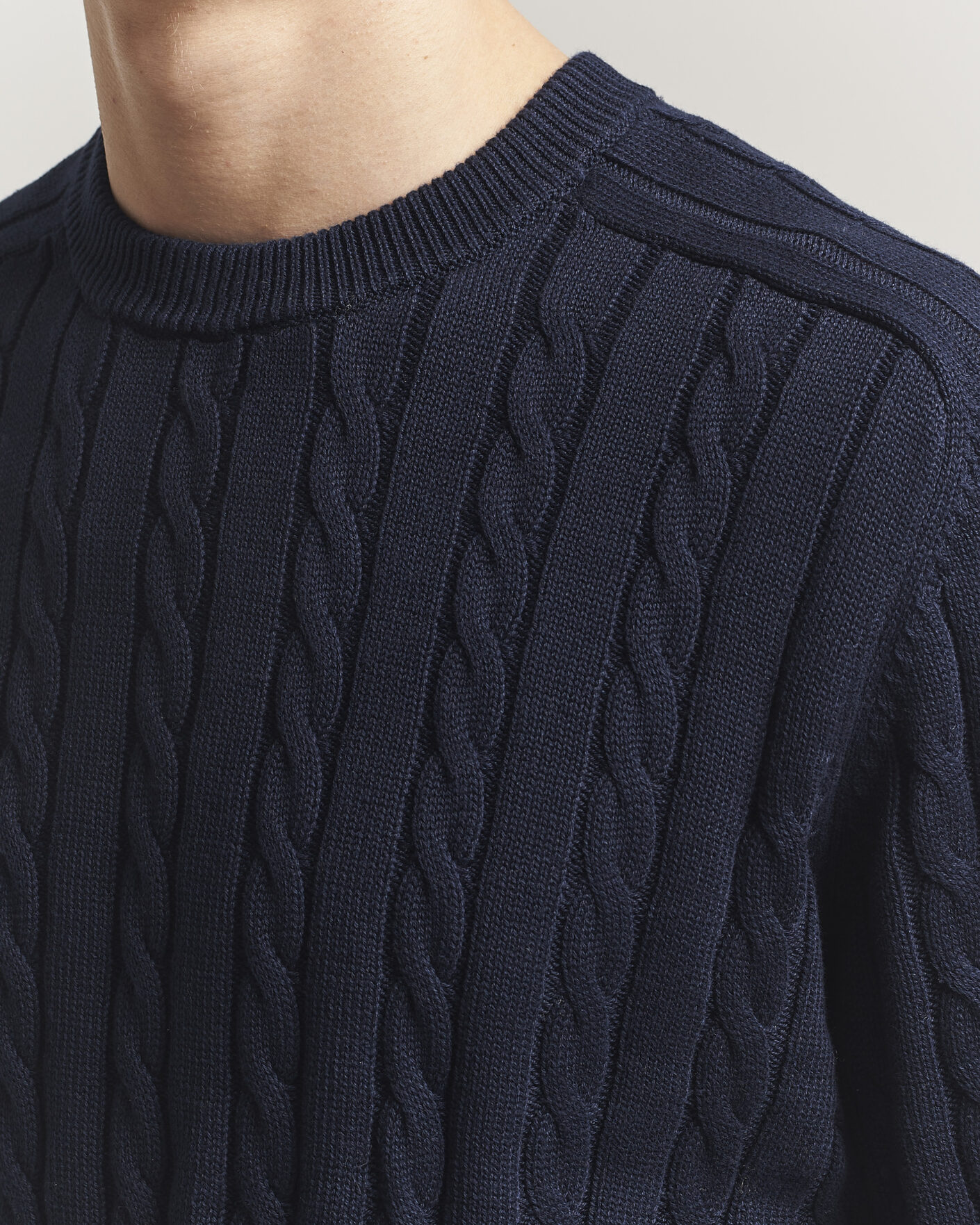 Herre | Trøjer | Filippa K | Cotton Cable Crew Neck Sweater Navy