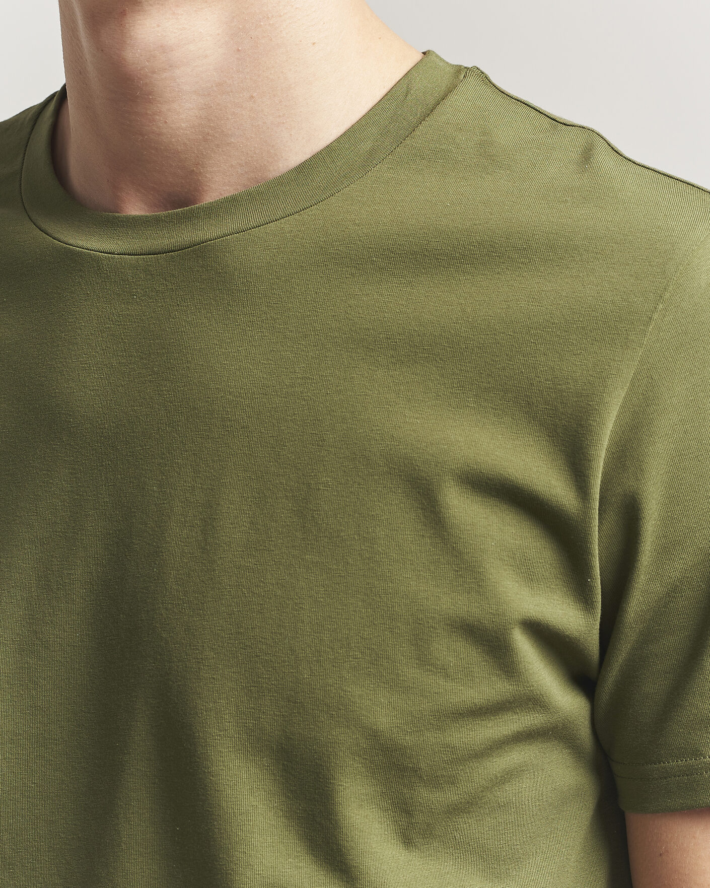 Herre | T-Shirts | Filippa K | Soft Lycra T-Shirt Laurel Green