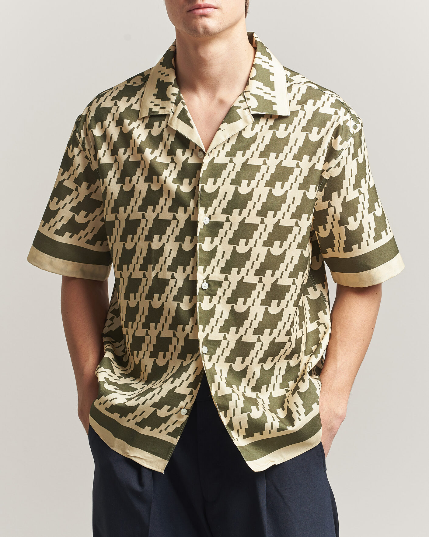 Herre | Skjorter | J.Lindeberg | Ellis Border Resort Shirt Glitch Kalamata