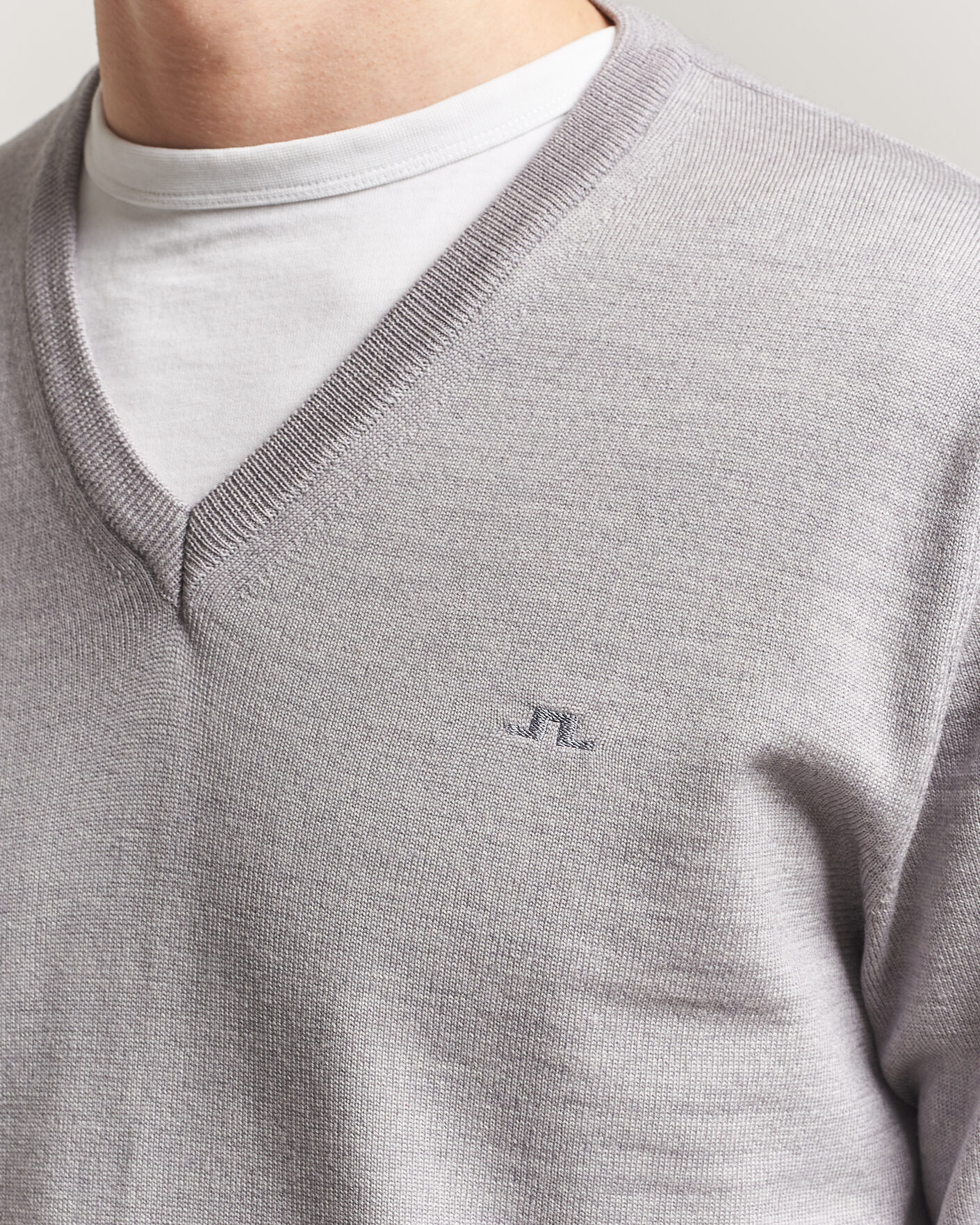 Herre | Trøjer | J.Lindeberg | Lymann Merino V-Neck Pullover Light Grey Melange