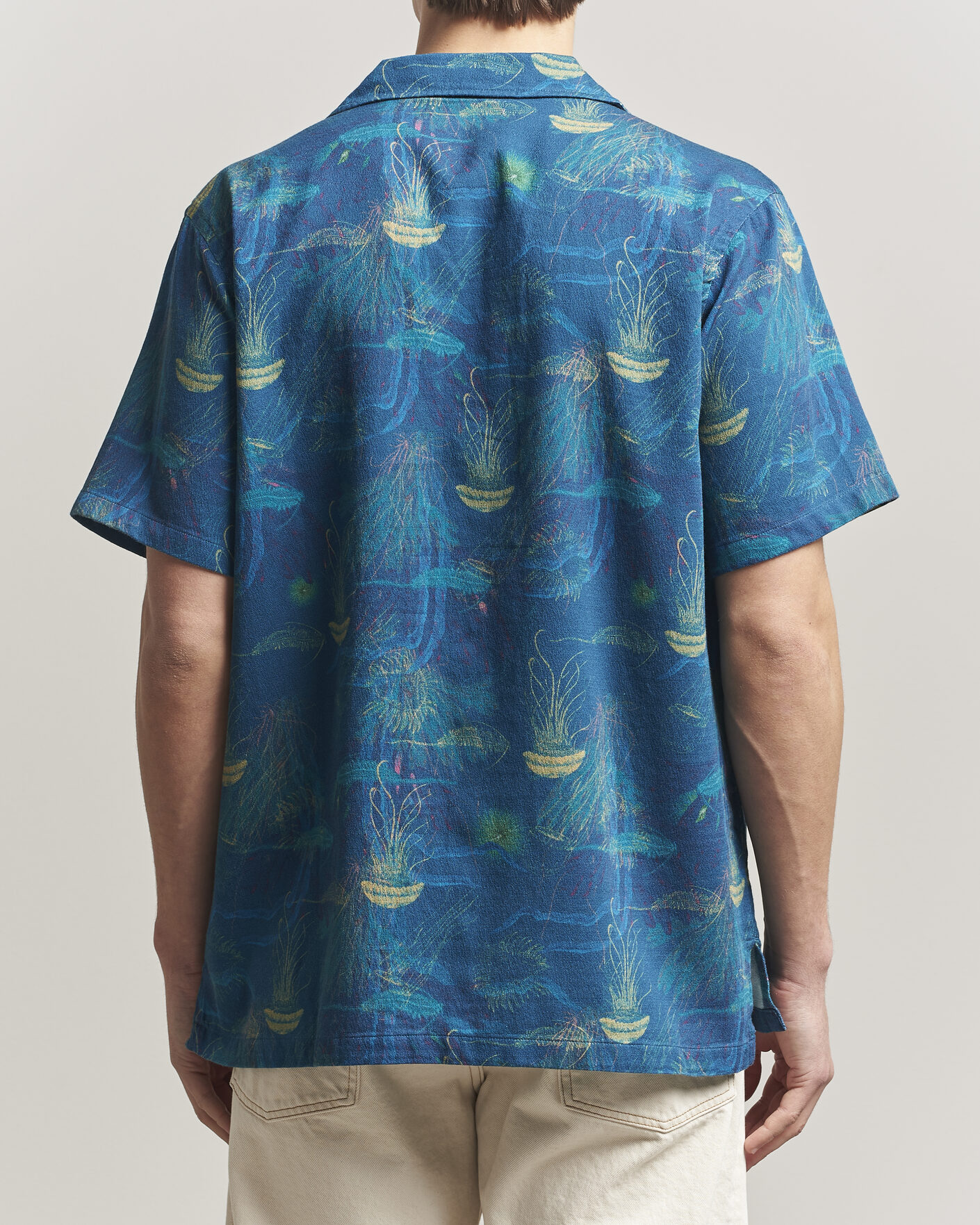 Herre | Skjorter | Nudie Jeans | Arvid Hawaii Shirt Deep Sea