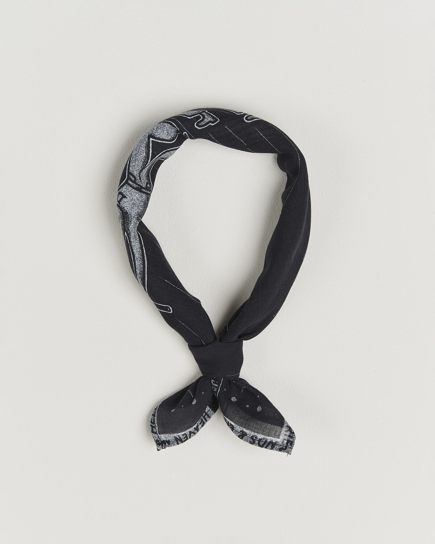 Herre | Tørklæde | Nudie Jeans | Ingrid Printed Bandana Black