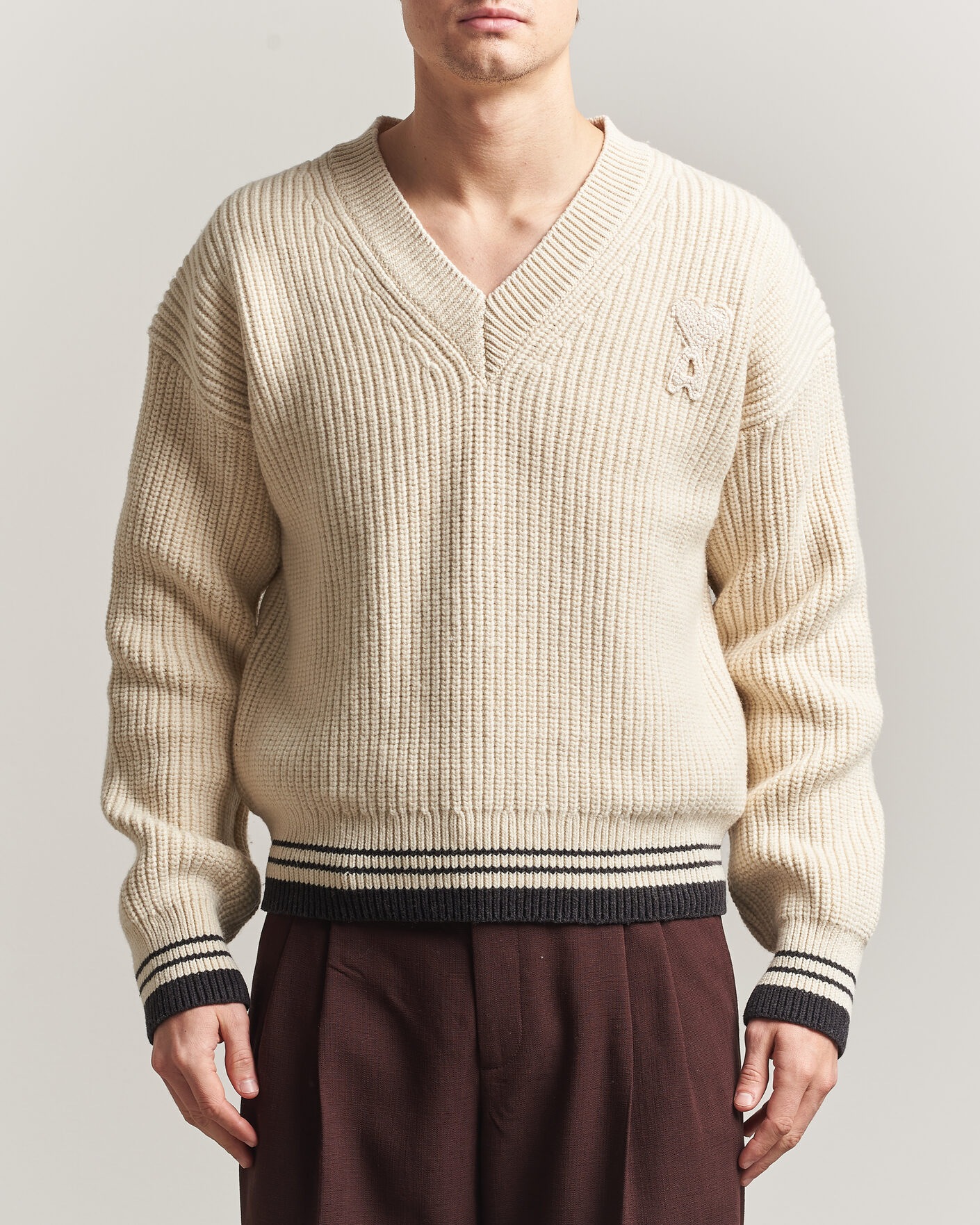 Herre | Trøjer | AMI | Wool/Cotton Ribbed V-Neck Creme
