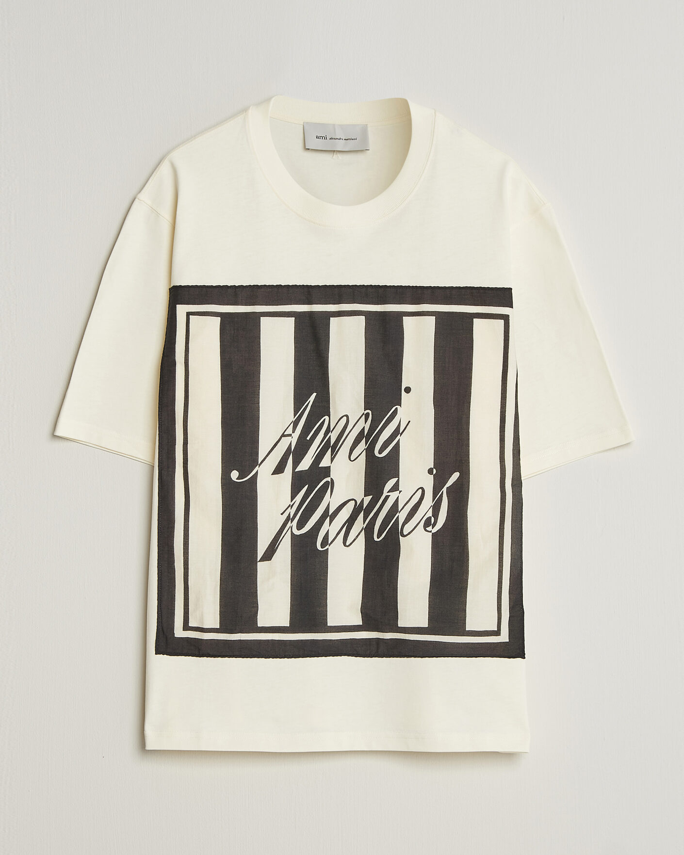 Herre | T-Shirts | AMI | Boxy Fit Printed T-Shirt Creme