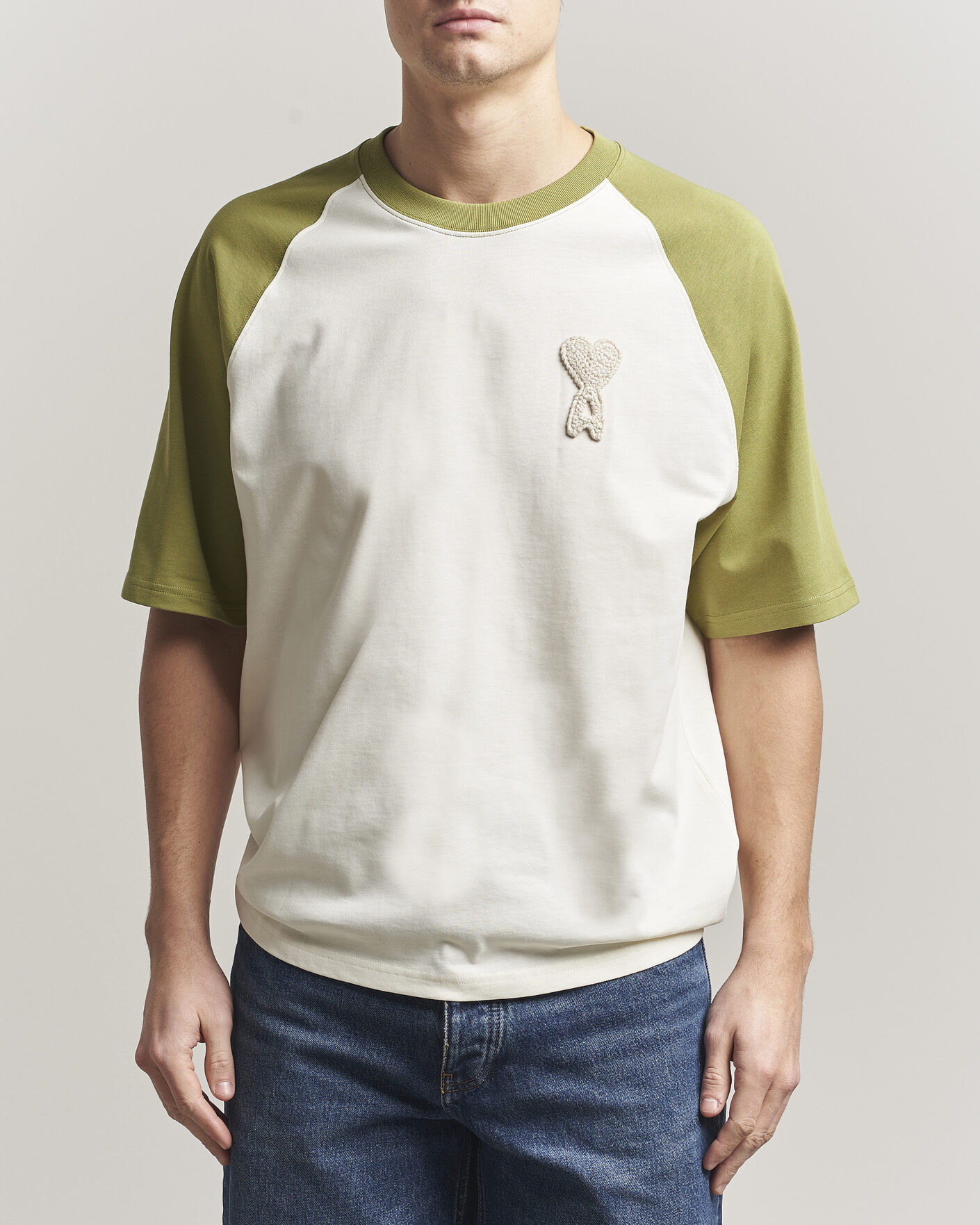 Herre | T-Shirts | AMI | Knitted Heart Logo T-Shirt Creme/Matcha