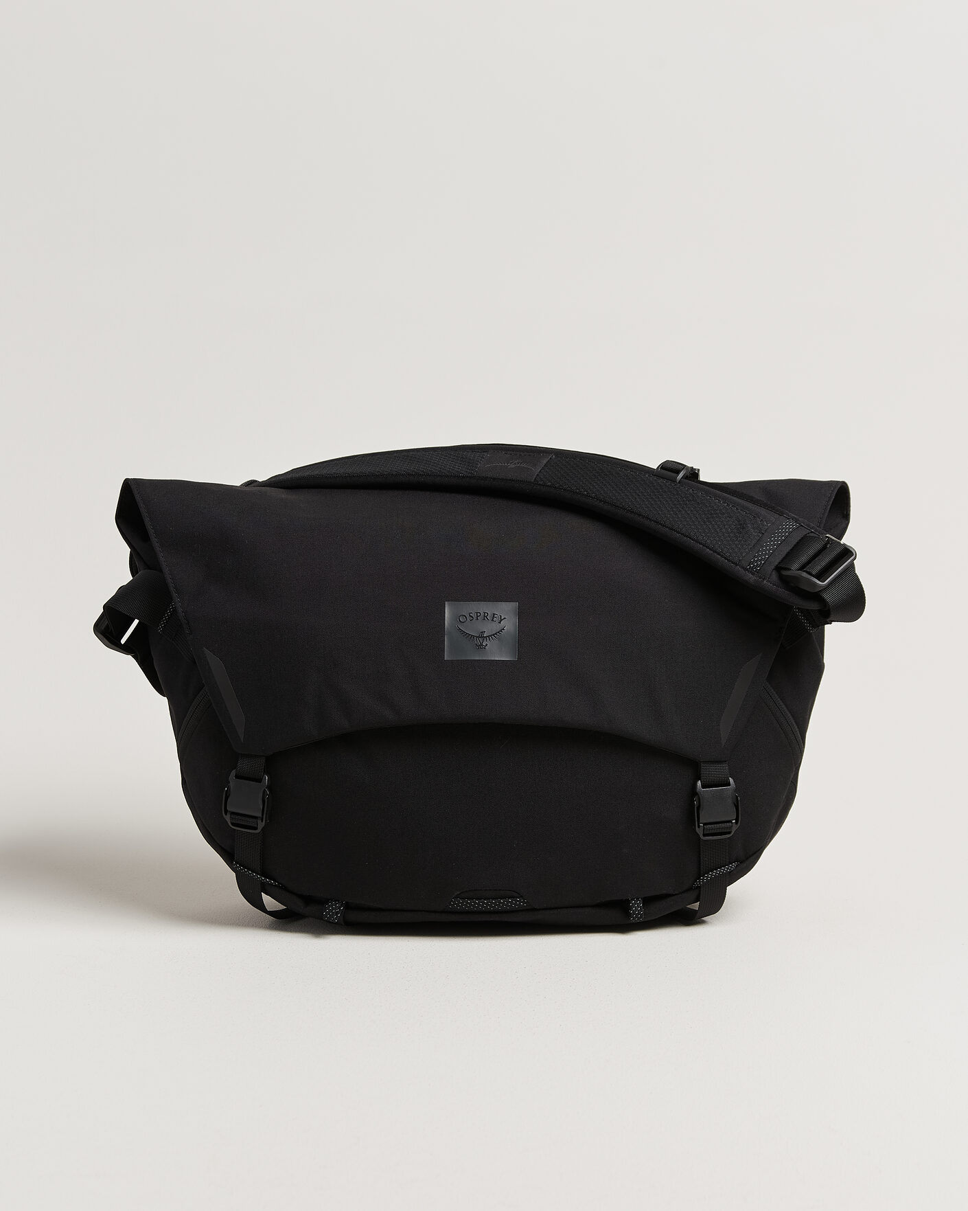 Herre | Tasker | Osprey | Metron Messenger 18 Black
