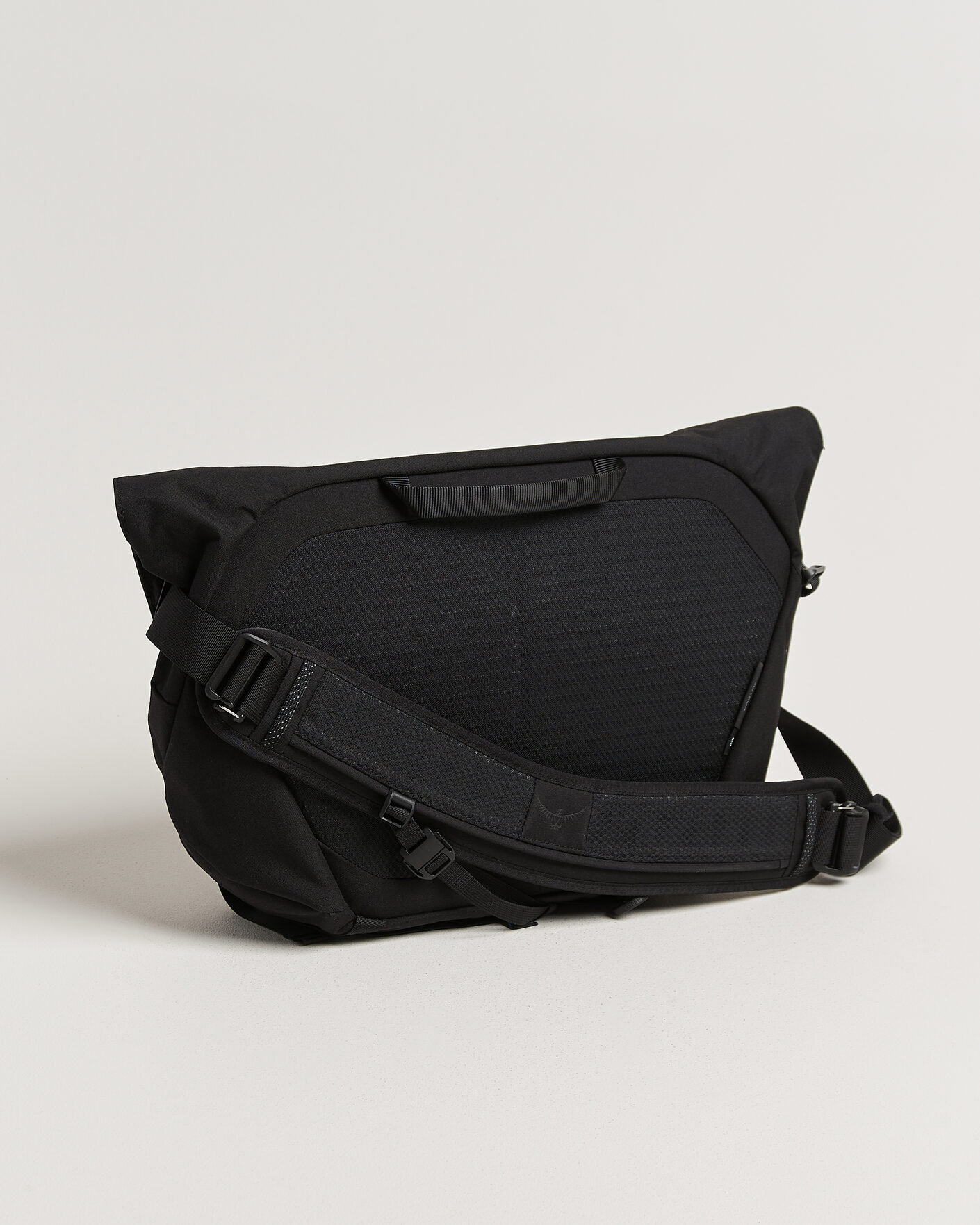 Herre | Tasker | Osprey | Metron Messenger 18 Black
