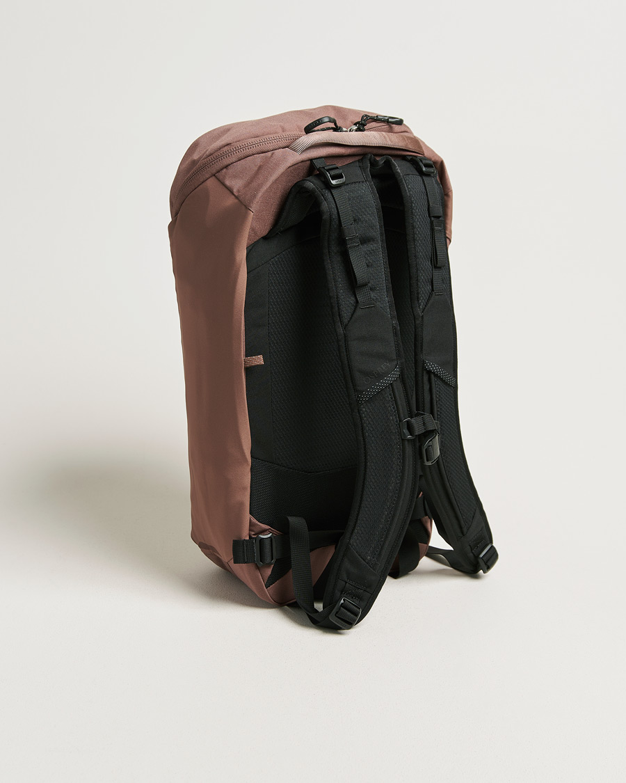 Herre | Tasker | Osprey | Metron 24 Pack Magma Brown