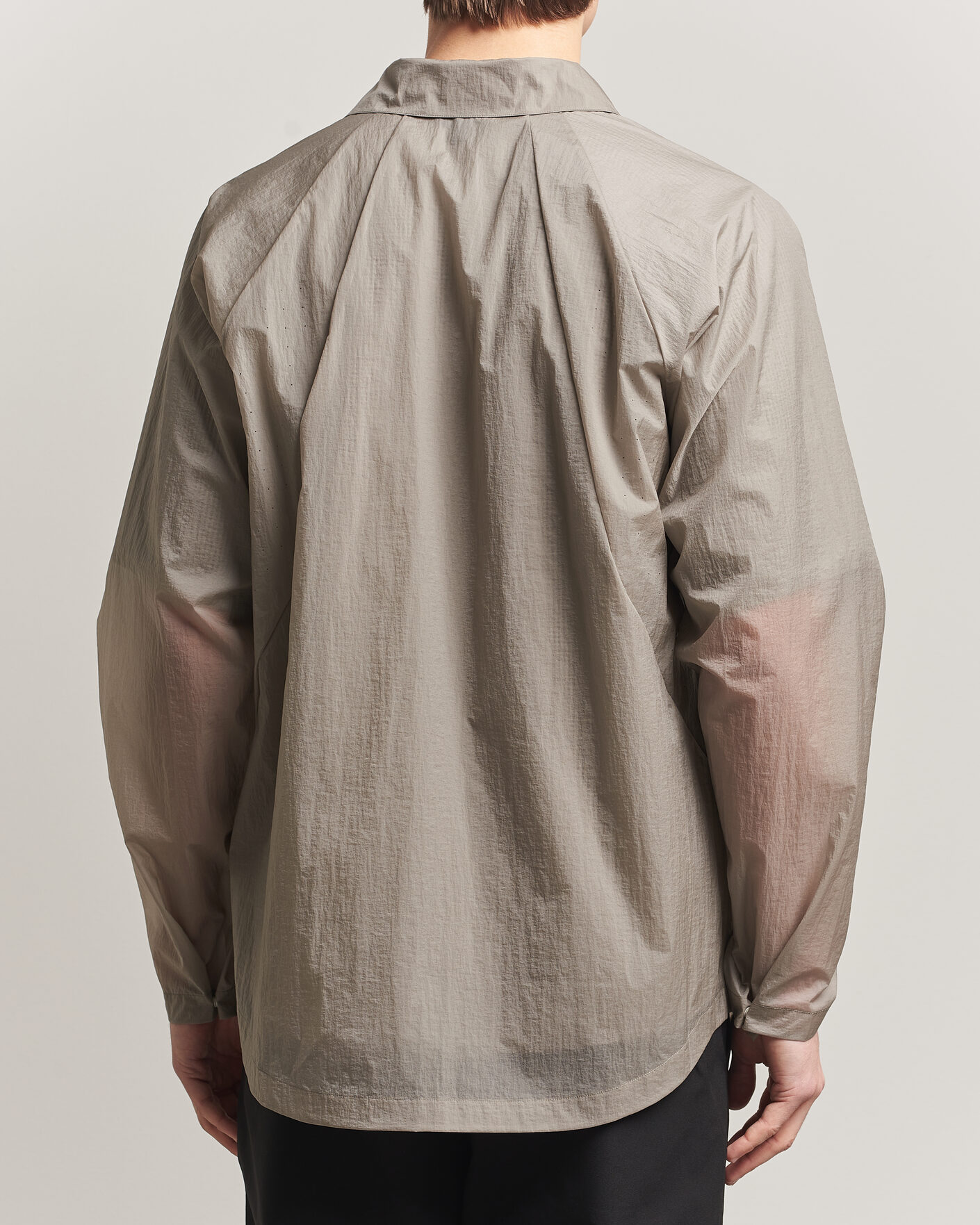 Herre | Skjorter | Goldwin | Nylon Wind Shirt Arid Beige
