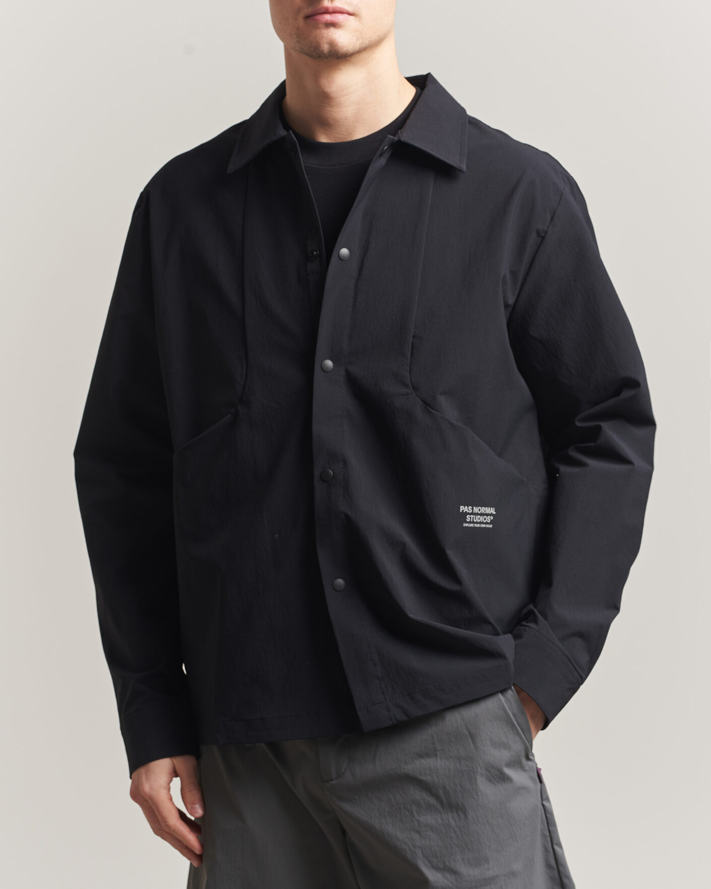 Herre | Skjorter | Pas Normal Studios | Off Race Tech Overshirt Black