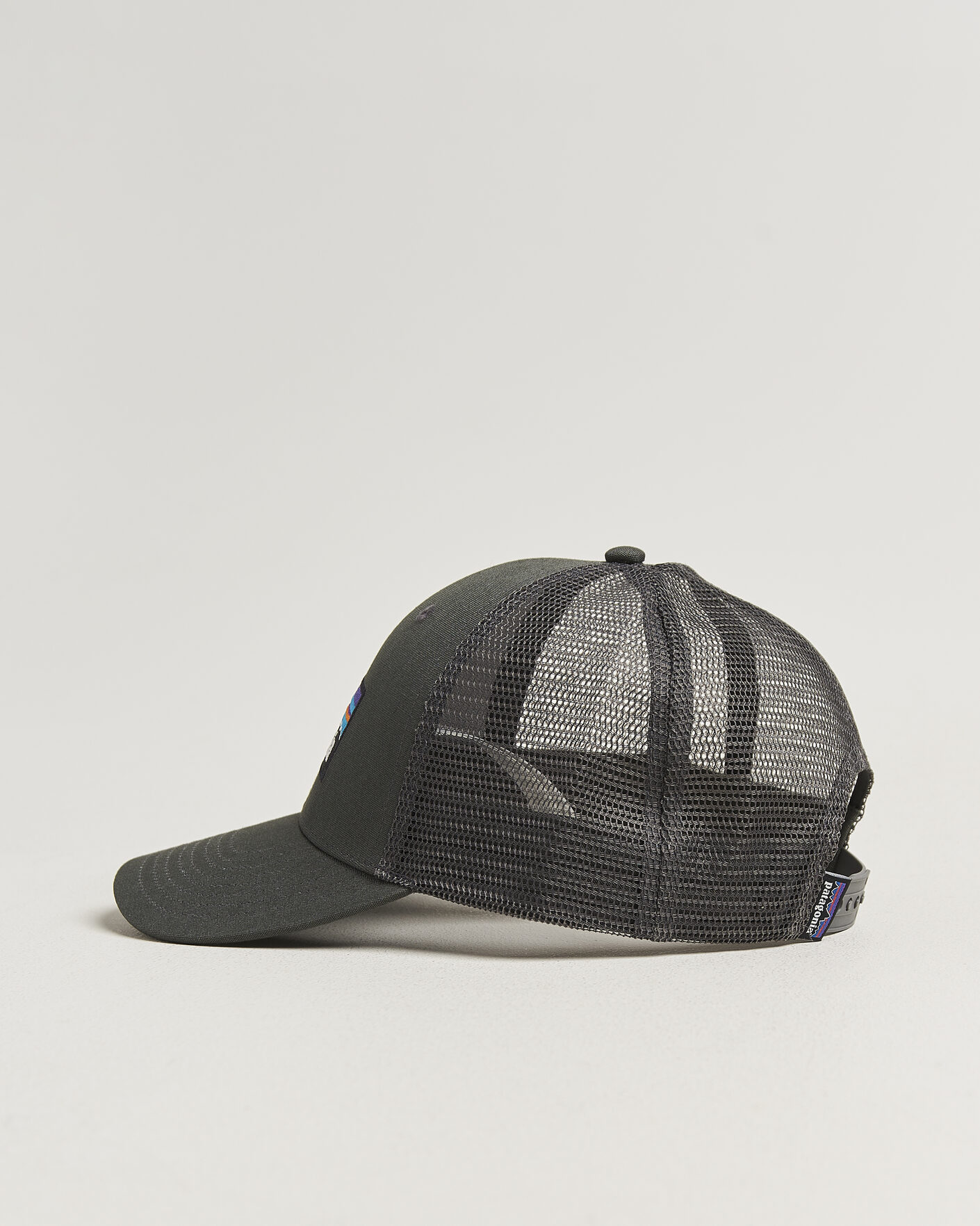 Herre | Hatte & kasketter | Patagonia | P-6 Logo LoPro Trucker Hat Forge Grey