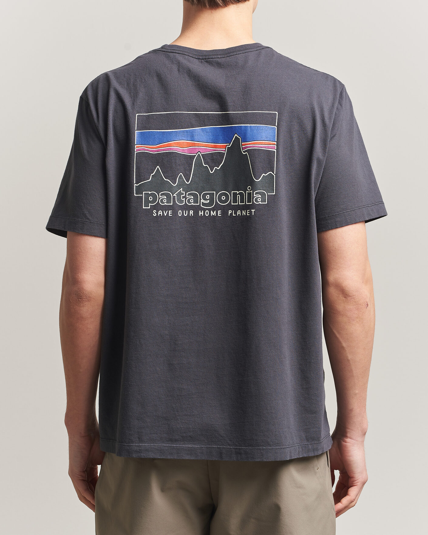 Herre | T-Shirts | Patagonia | 73 Skyline Logo T-Shirt Ink Black