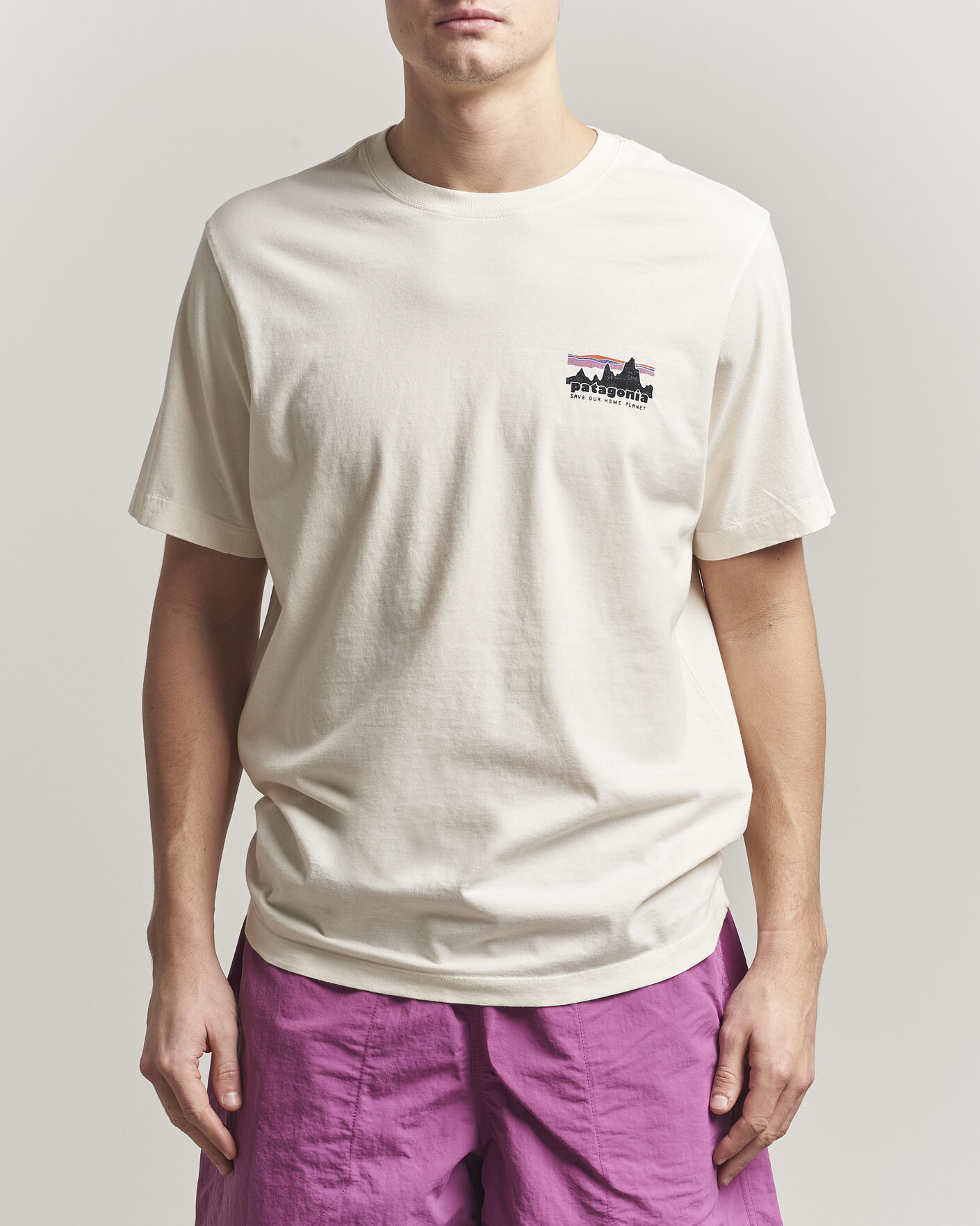 Herre | T-Shirts | Patagonia | 73 Skyline Logo T-Shirt Undyed Natural