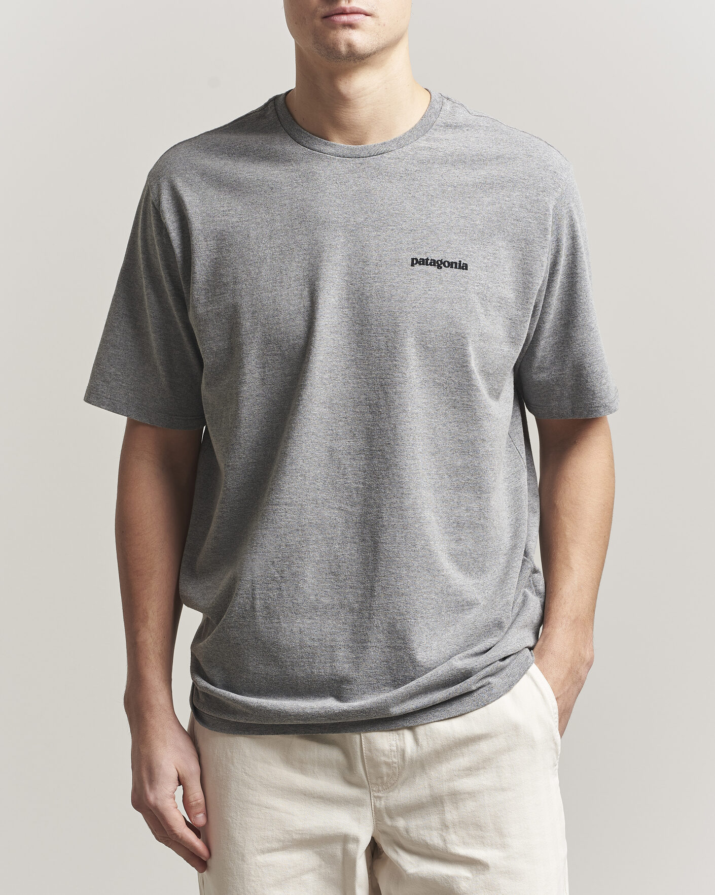Herre | T-Shirts | Patagonia | P-6 Logo T-Shirt Gravel Heather