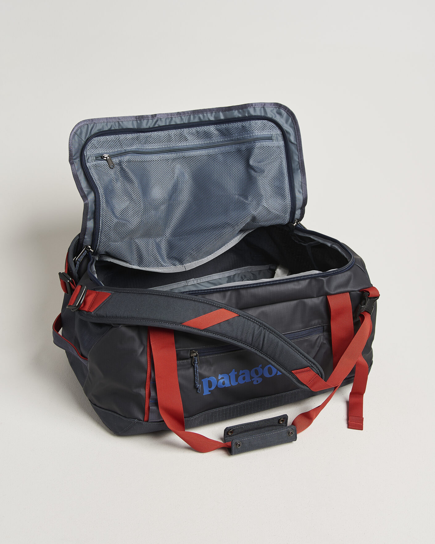 Herre | Tasker | Patagonia | Black Hole Duffel 40L Smolder Blue