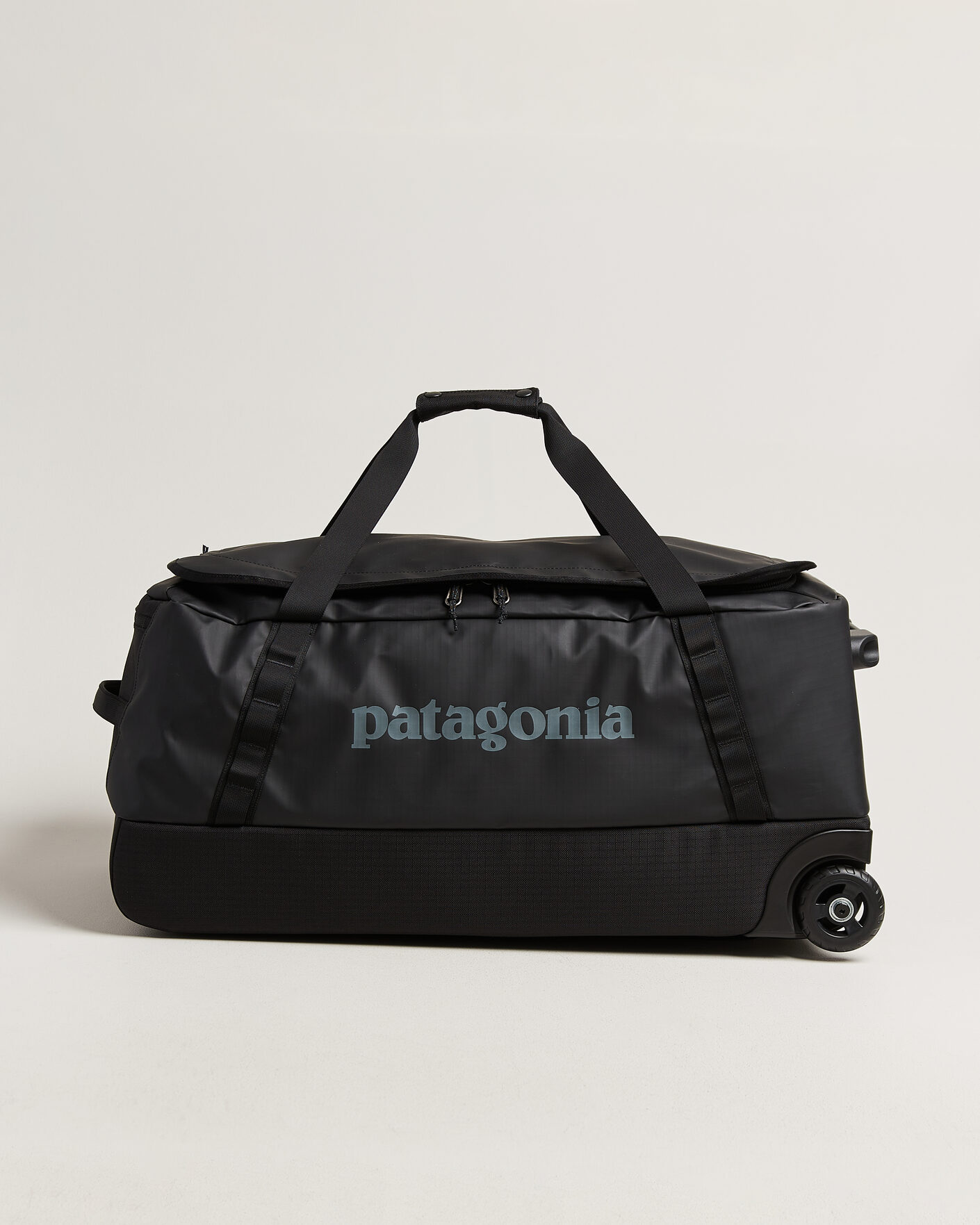 Herre | Tasker | Patagonia | Black Hole Wheeled Duffel 70L Black