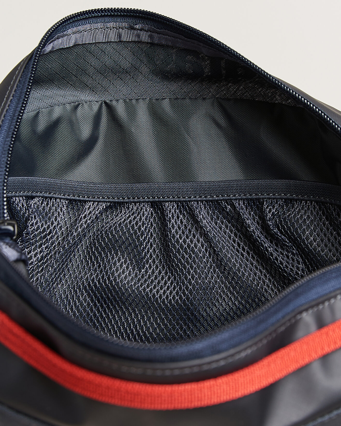 Herre | Tasker | Patagonia | Black Hole Cube 3L Smolder Blue