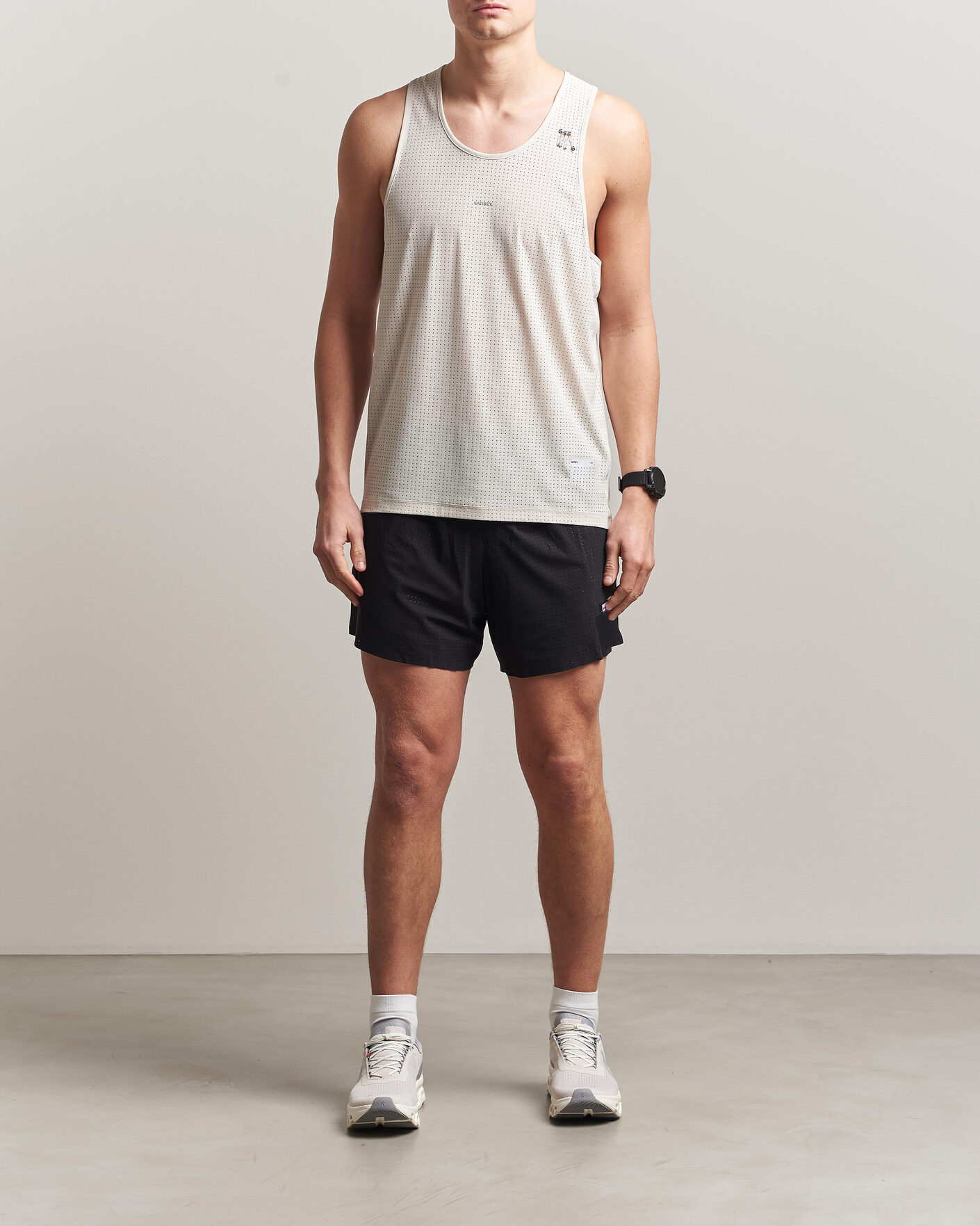 Herre | T-Shirts | Satisfy | Space-O Singlet Chalk