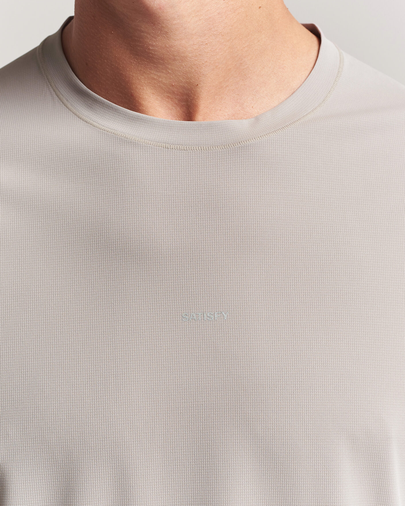 Herre | T-Shirts | Satisfy | AuraLite UV T-Shirt Moon Rock