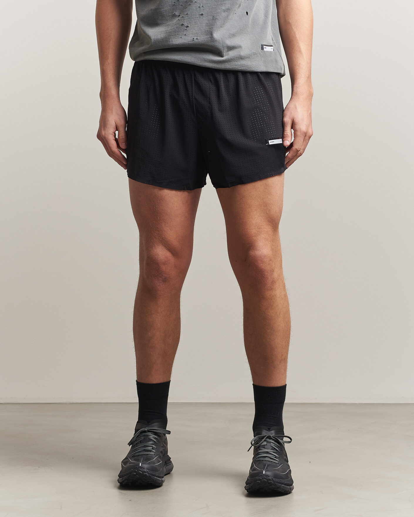 Herre | Shorts | Satisfy | Space-O 2.5 Inch Shorts Black