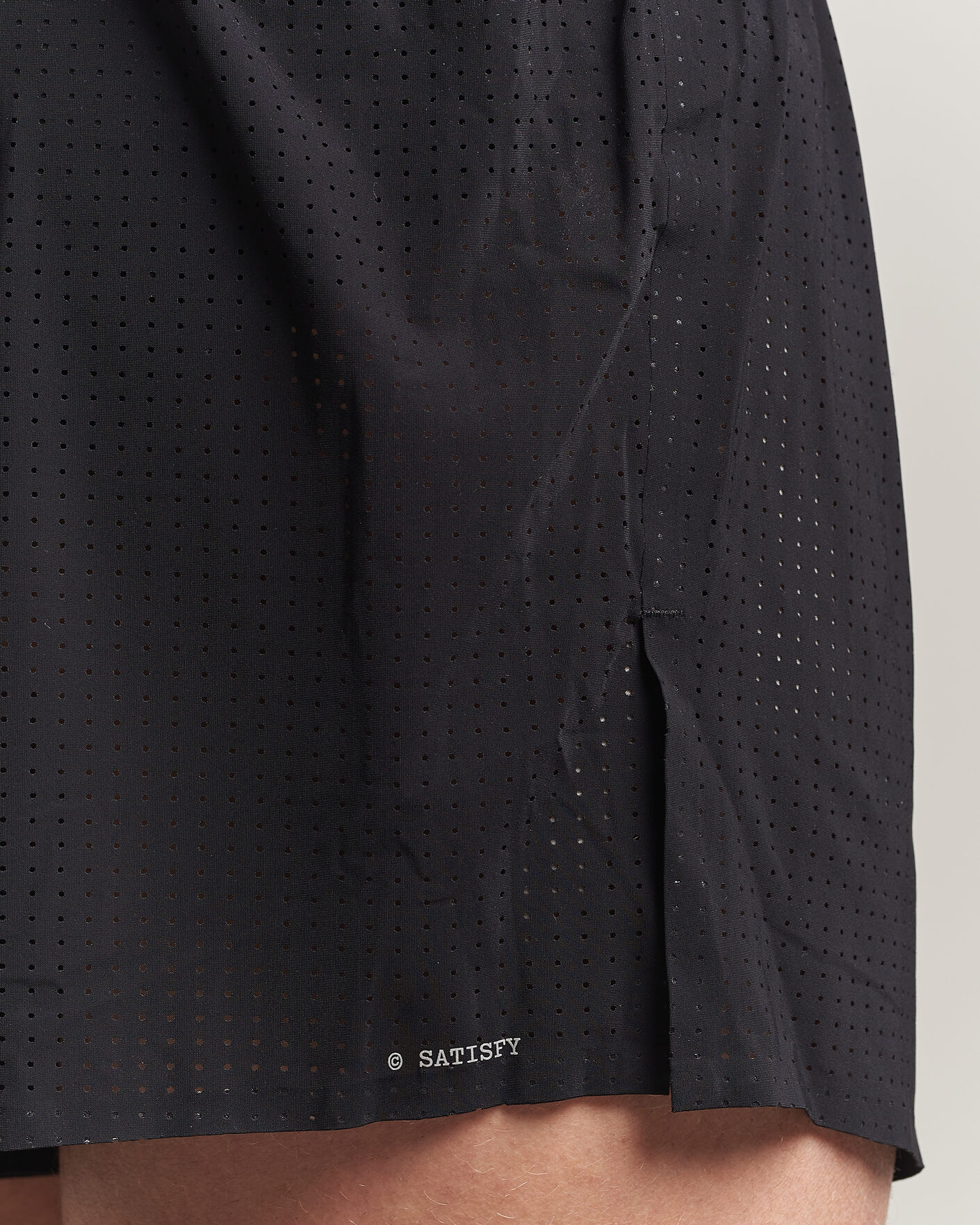 Herre | Shorts | Satisfy | Space-O 2.5 Inch Shorts Black