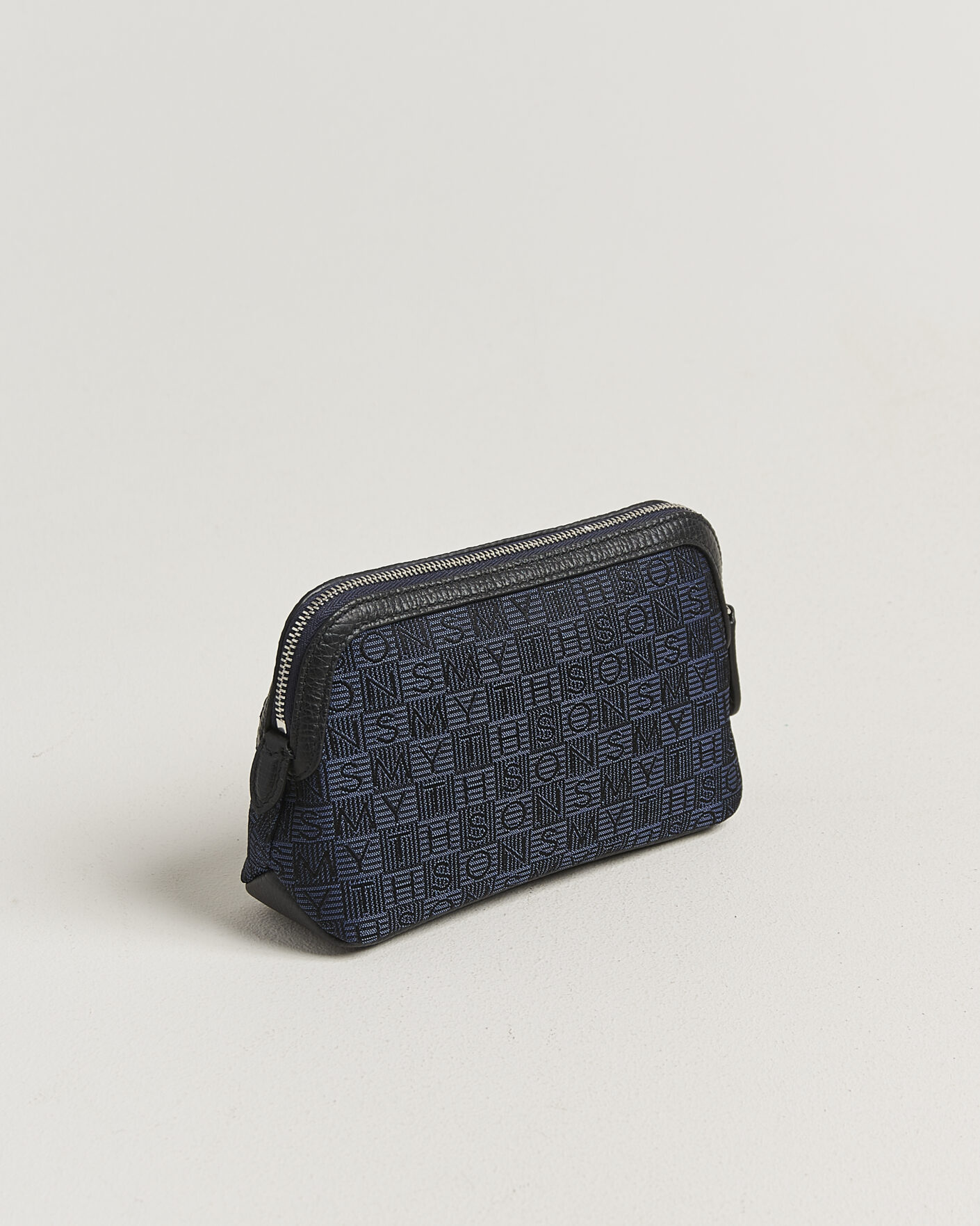 Herre | Tasker | Smythson | Canvas Stamp Small Travel Pouch Navy