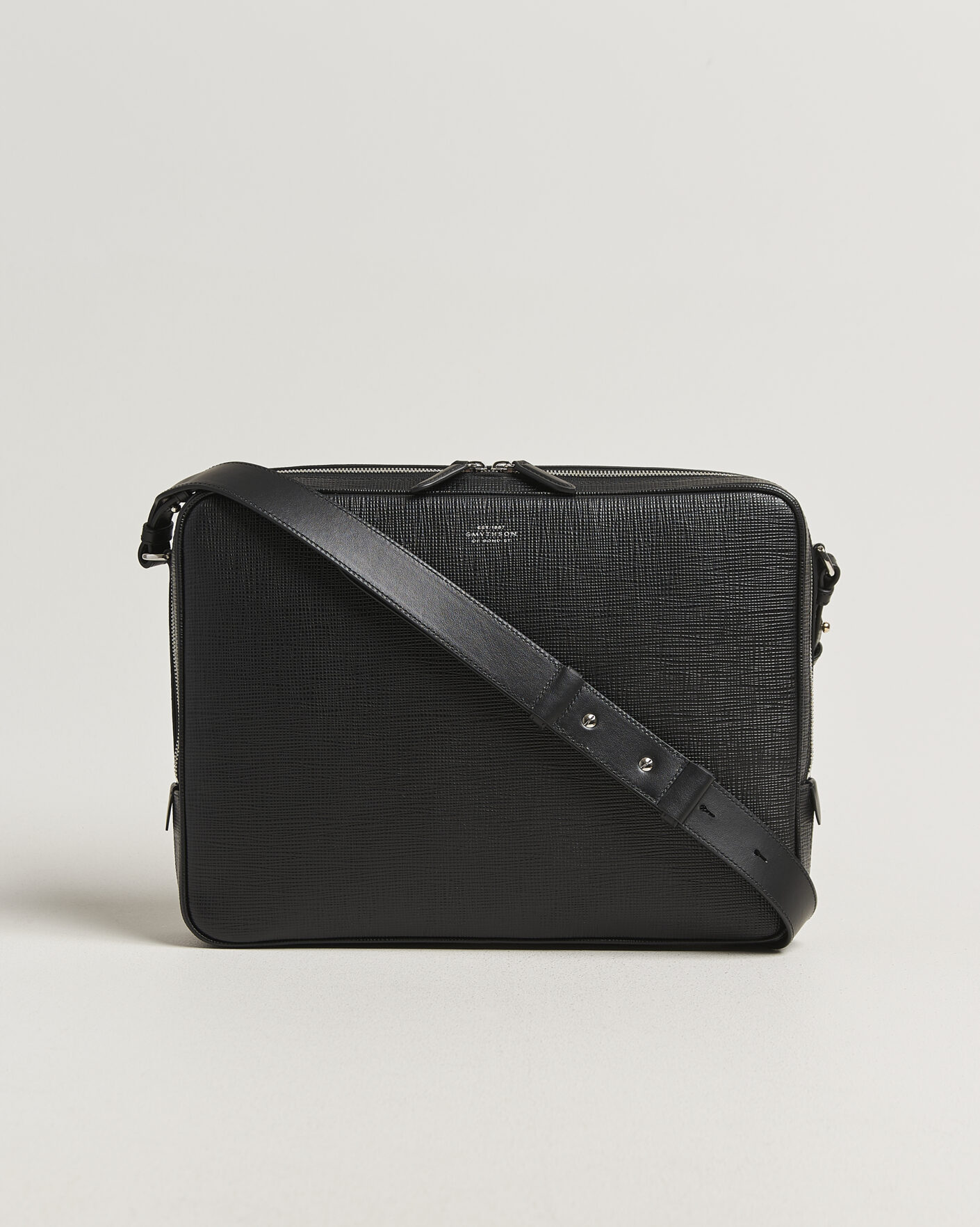 Herre | Tasker | Smythson | Panama Slim Messenger Bag Black