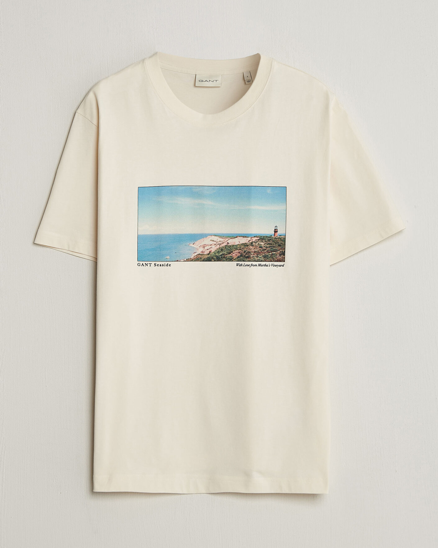 Herre | T-Shirts | Gant | Scenery Graphic Crew Neck T-Shirt Cream