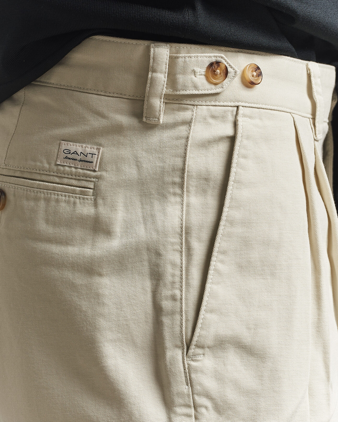 Herre | Shorts | GANT | Relaxed Light Canvas Pleated Shorts Sand