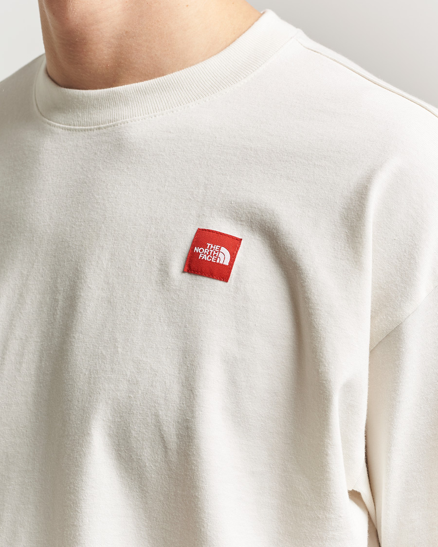 Herre | T-Shirts | The North Face | Red Box T-Shirt White Dune