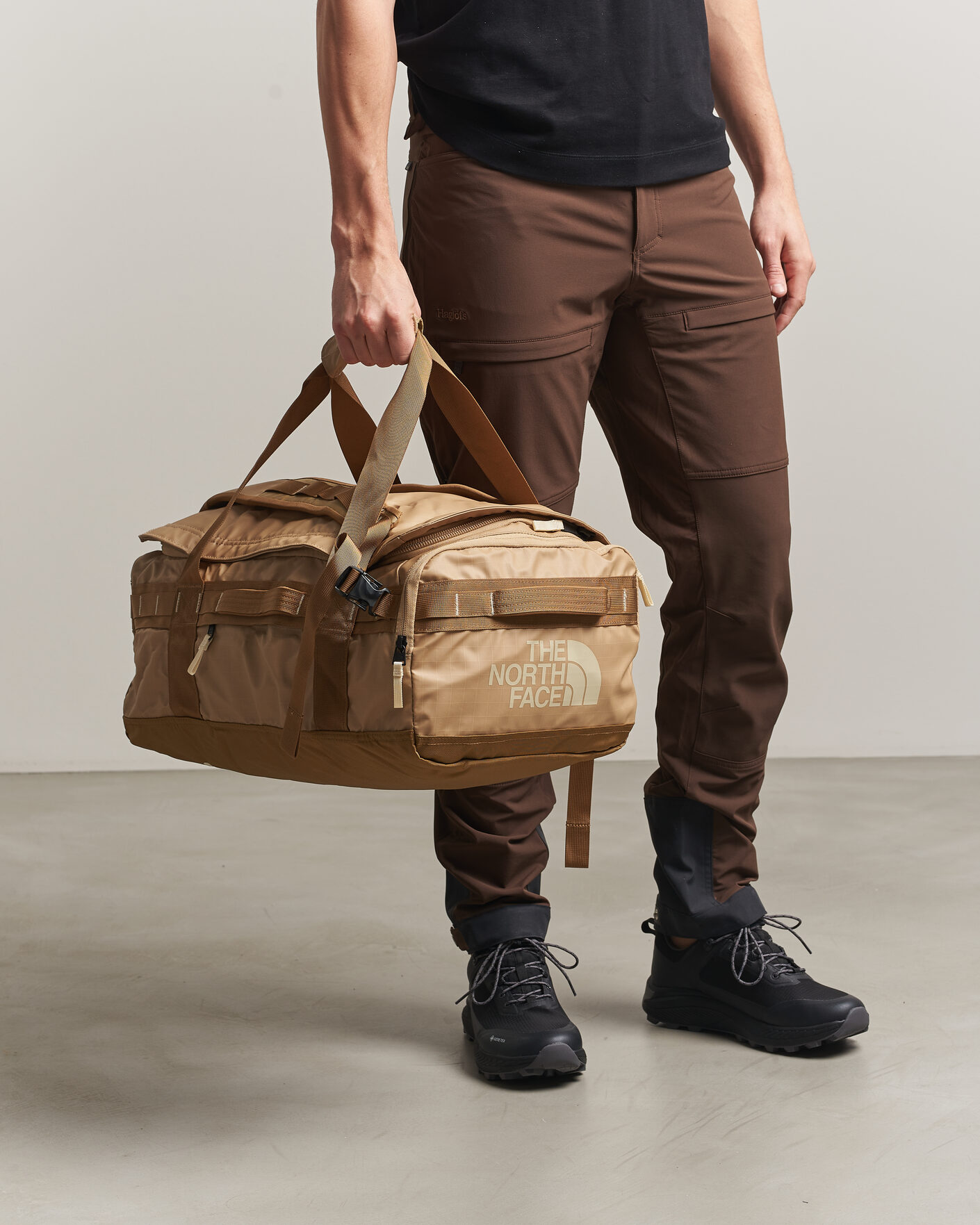 Herre | Tasker | The North Face | Base Camp Voyager Duffel 42 Khaki Stone