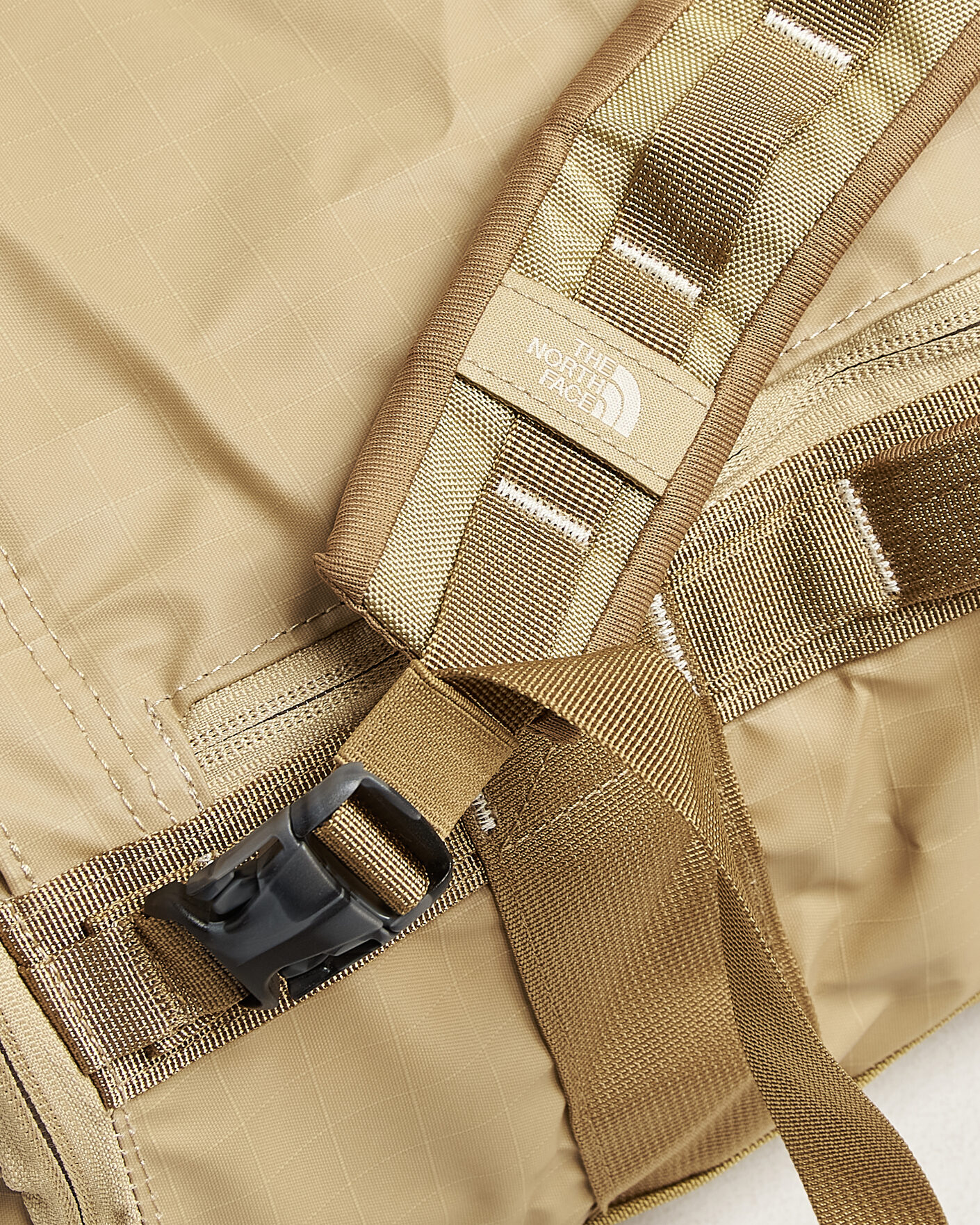 Herre | Tasker | The North Face | Base Camp Voyager Duffel 32 Khaki Stone