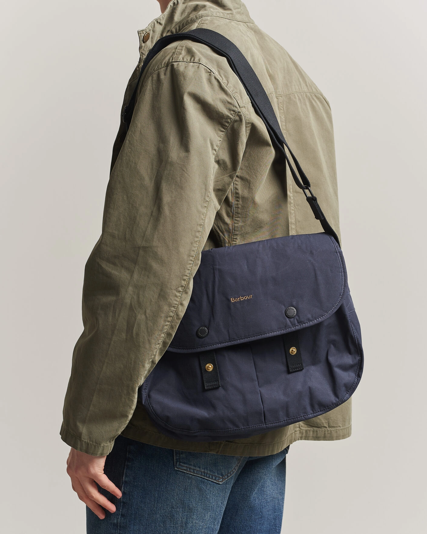 Herre | Tasker | Barbour Lifestyle | Transport Riever Shoulder Bag Navy